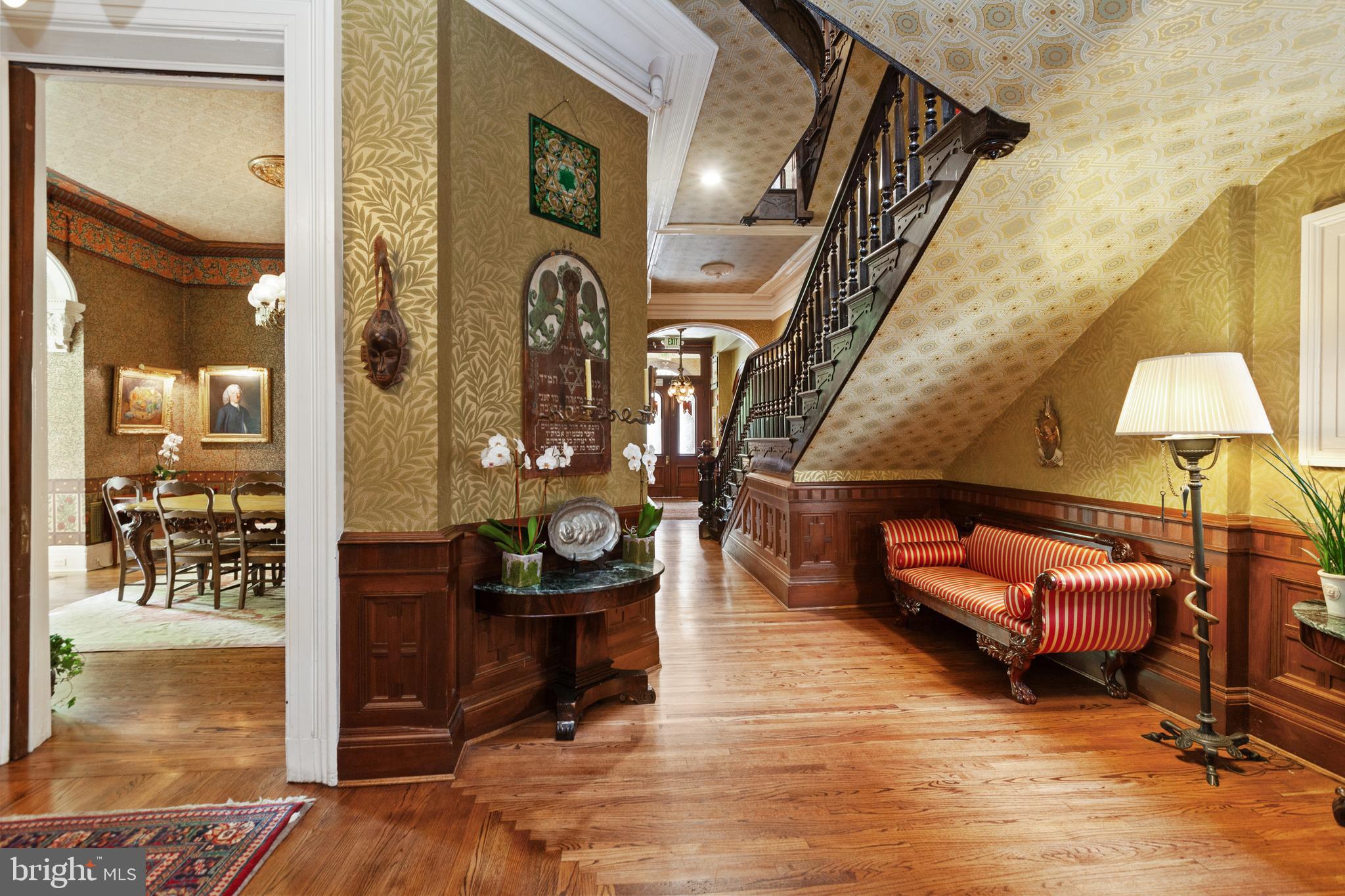 MOUNT VERNON PLACE HISTORIC DISTRICT - Commercial Sale