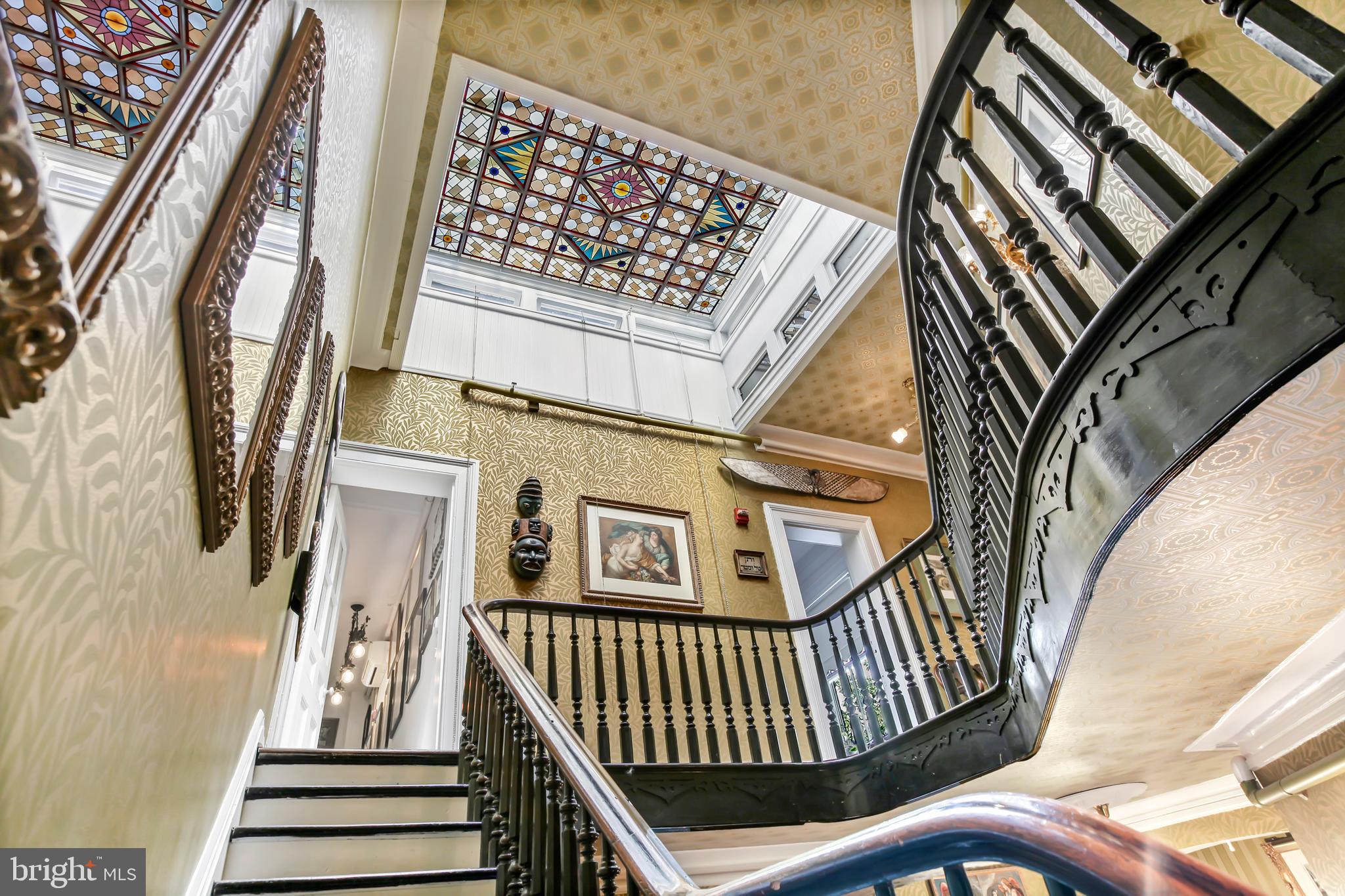 MOUNT VERNON PLACE HISTORIC DISTRICT - Commercial Sale