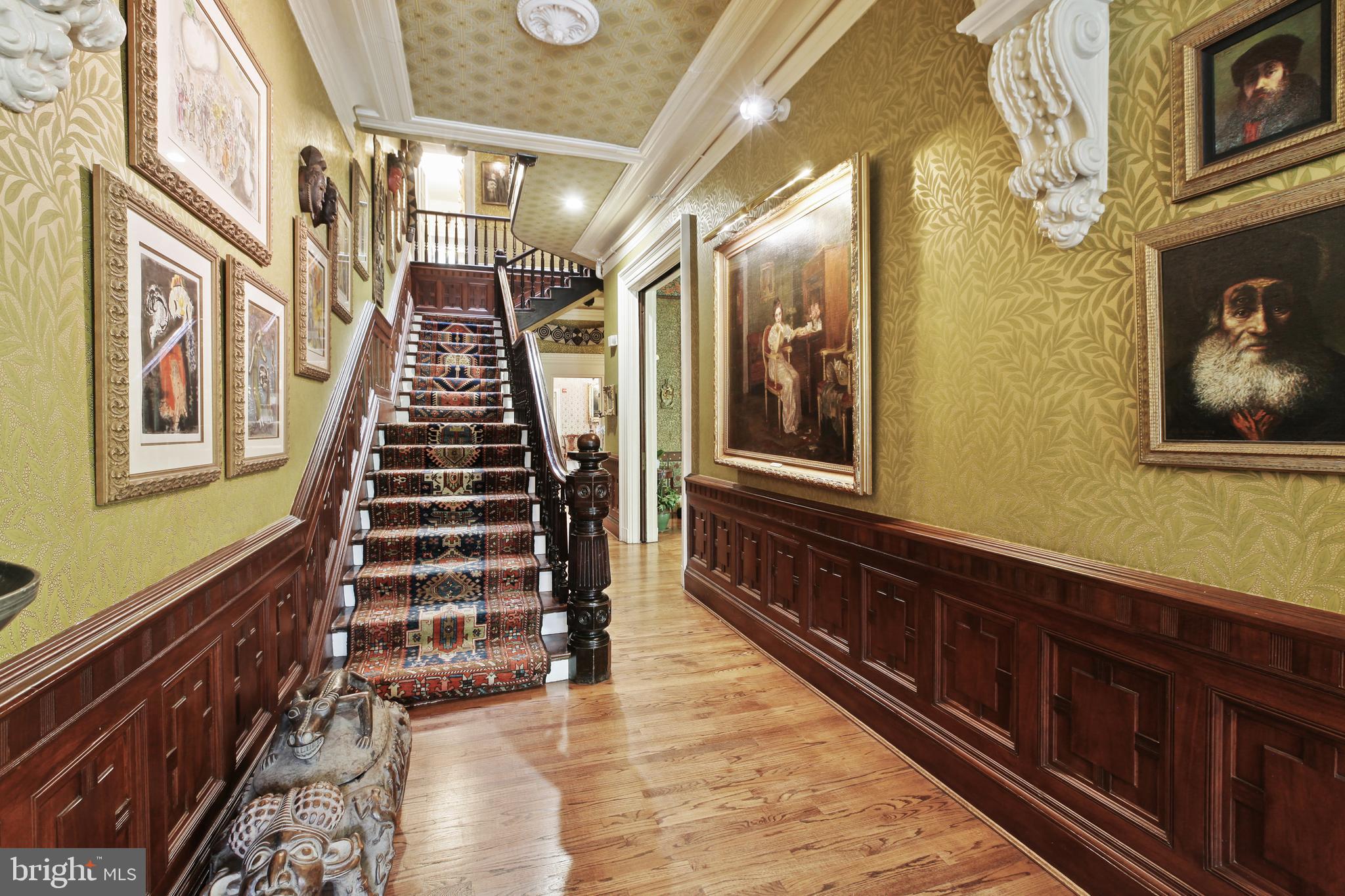 MOUNT VERNON PLACE HISTORIC DISTRICT - Commercial Sale