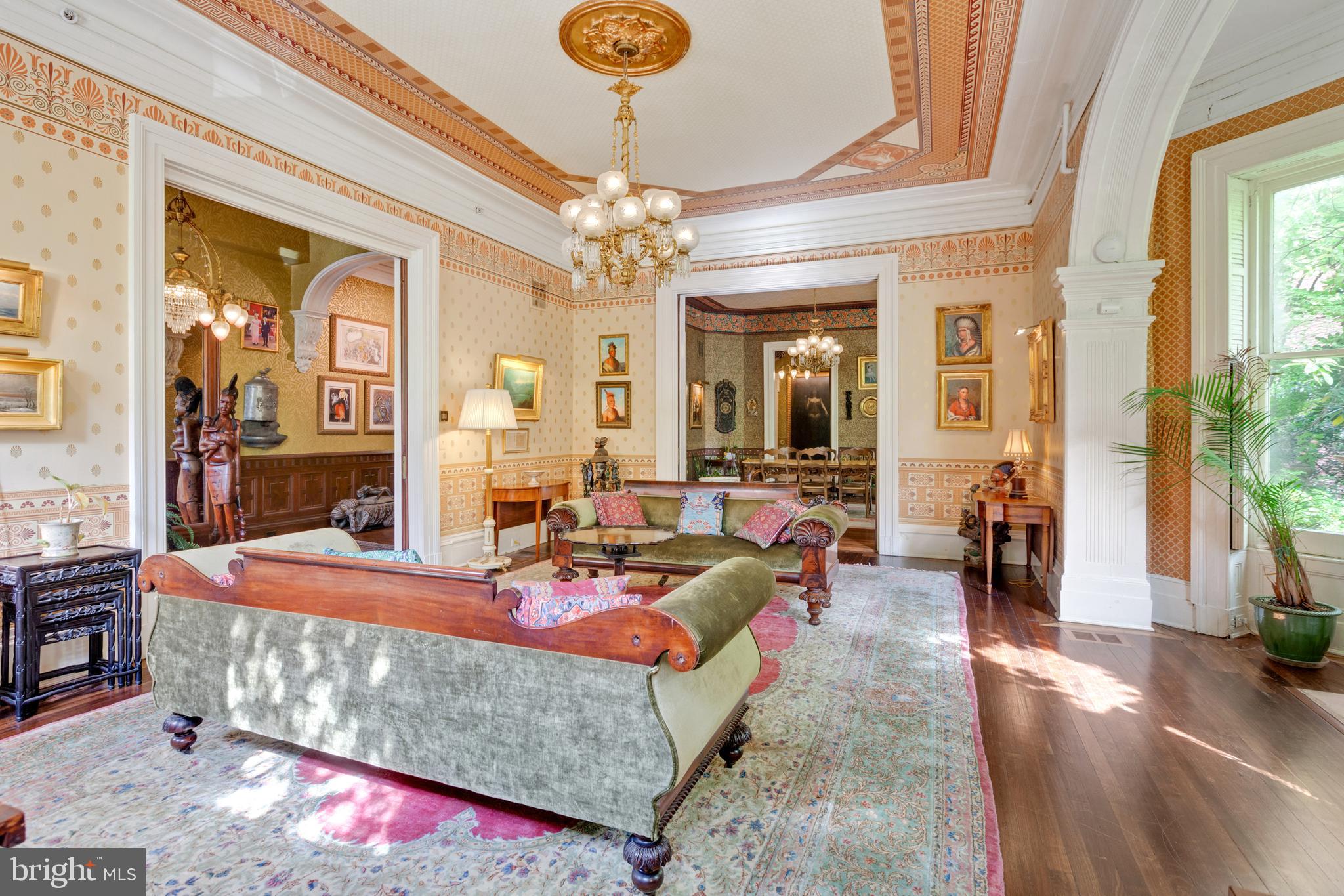 MOUNT VERNON PLACE HISTORIC DISTRICT - Commercial Sale