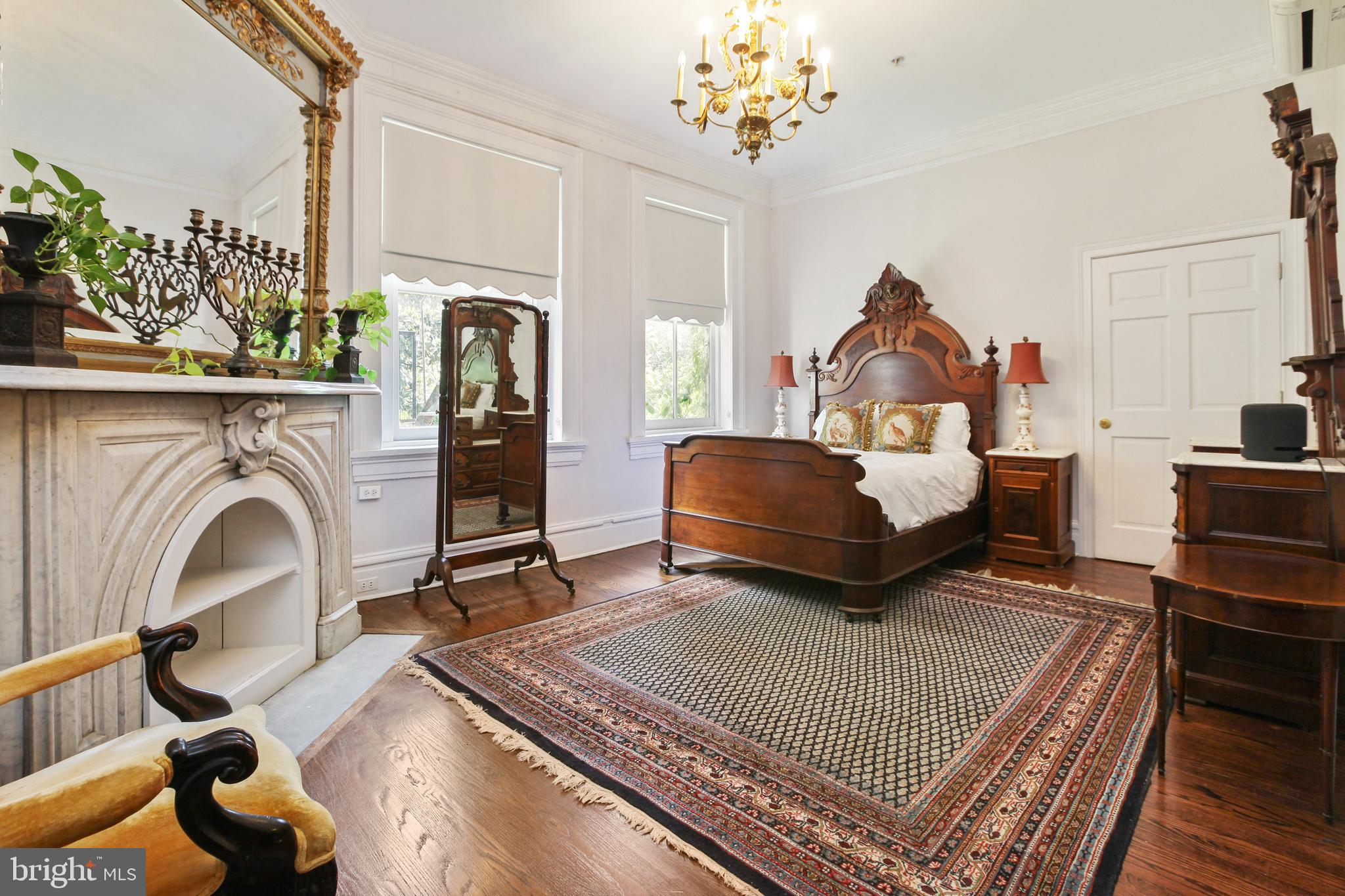 MOUNT VERNON PLACE HISTORIC DISTRICT - Commercial Sale