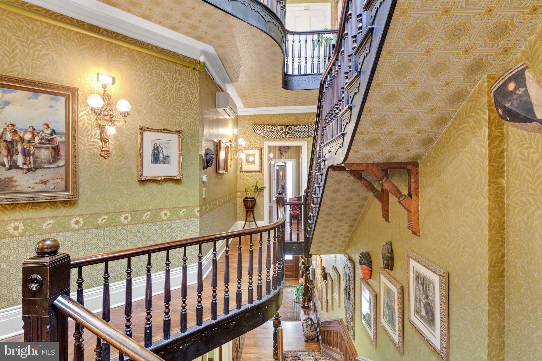 MOUNT VERNON PLACE HISTORIC DISTRICT - Commercial Sale