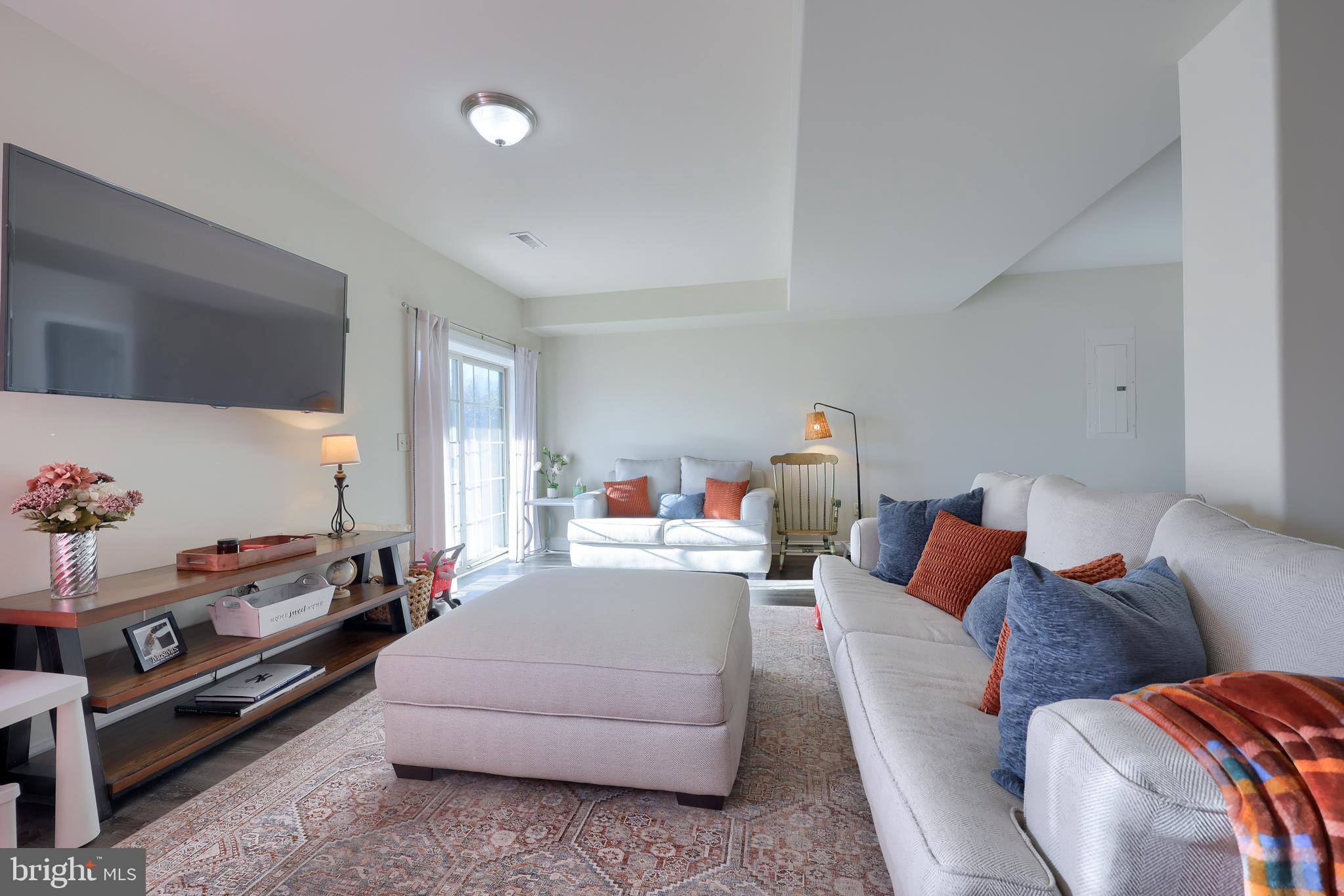 CHESTNUT VALLEY - Residential