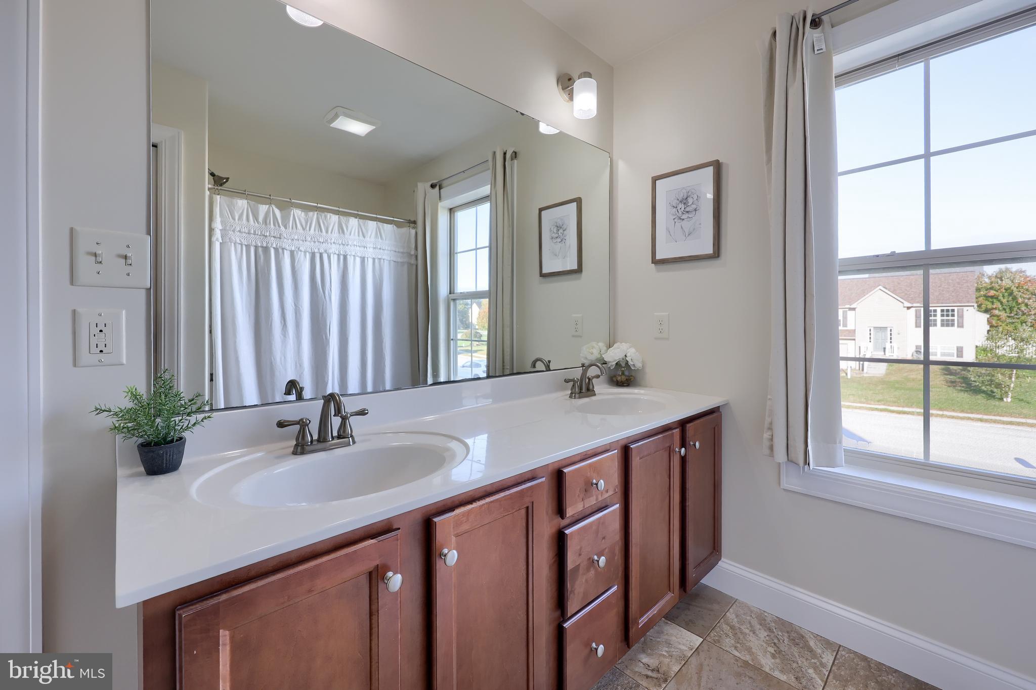 CHESTNUT VALLEY - Residential