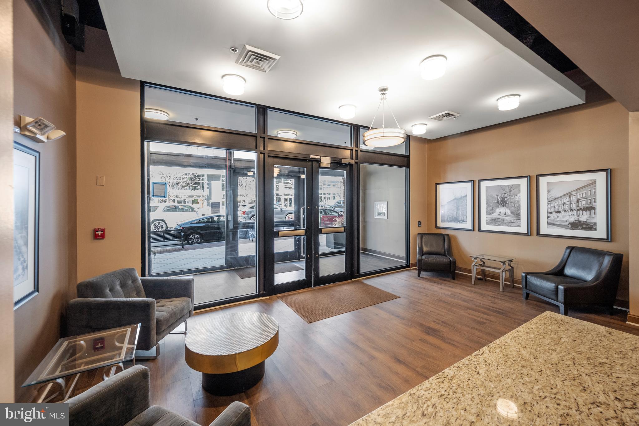 HOPKINS - Residential