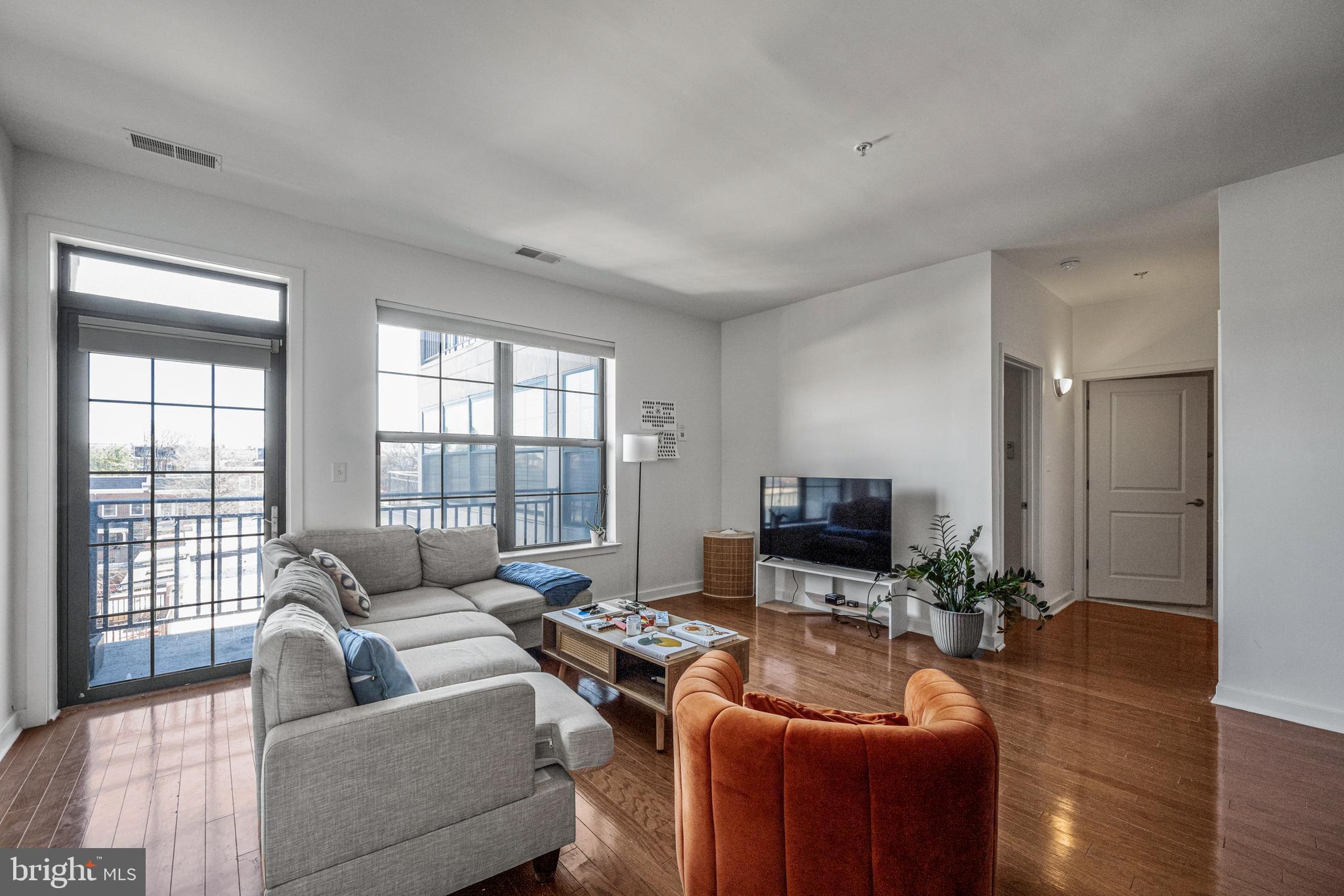 HOPKINS - Residential