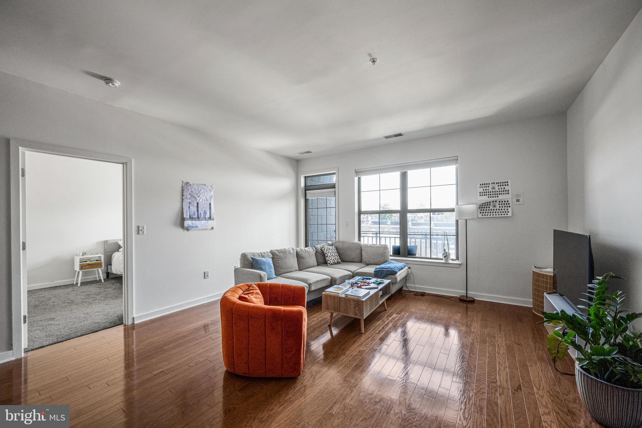 HOPKINS - Residential