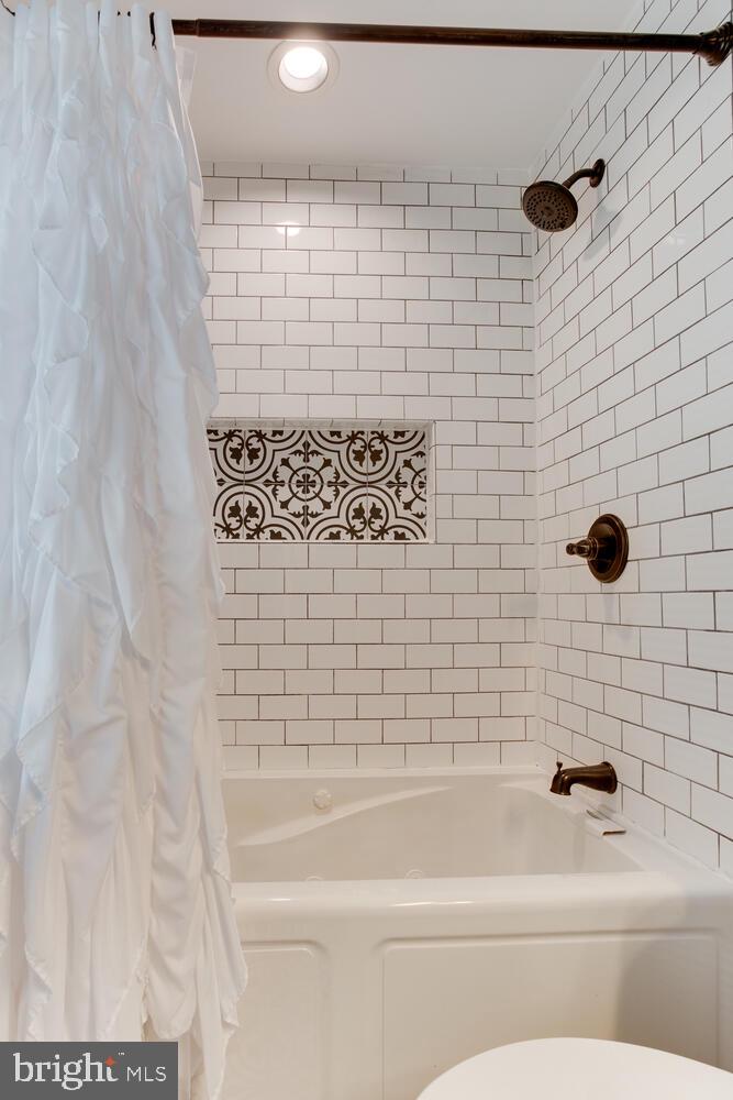 SOMERSET AT BELAIR - Residential