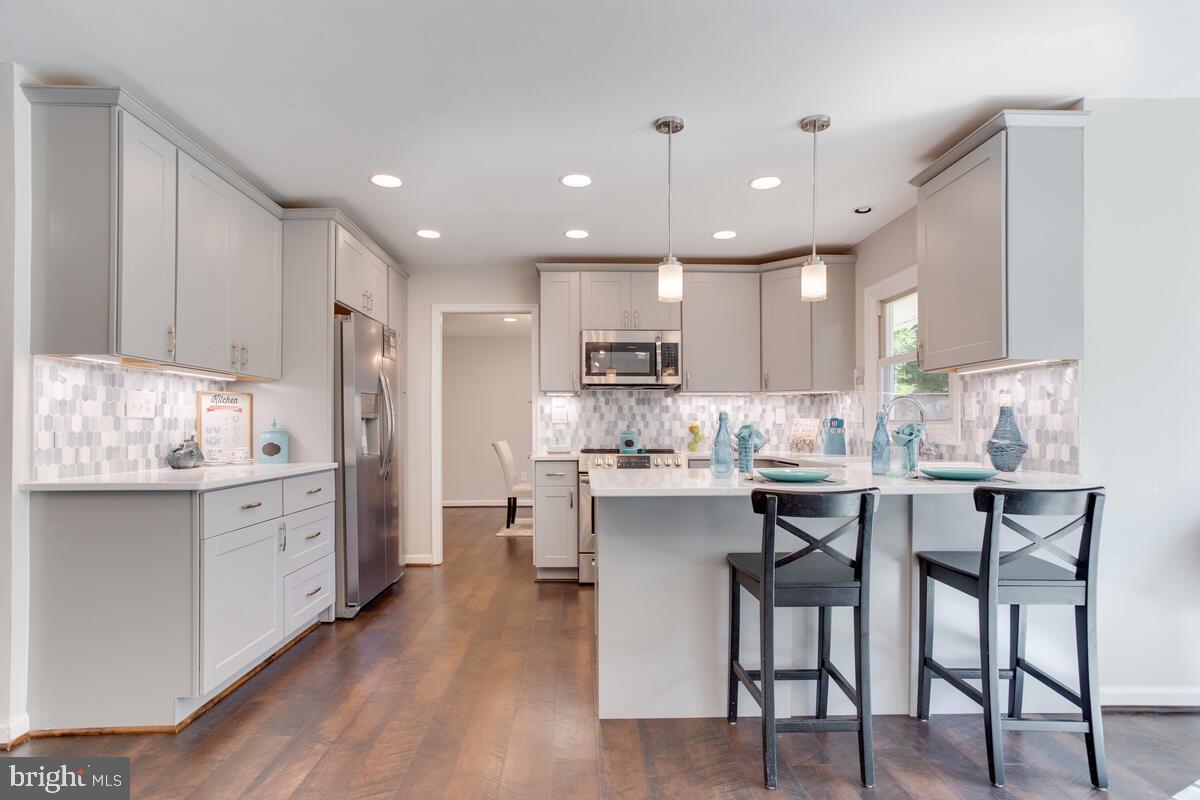 SOMERSET AT BELAIR - Residential