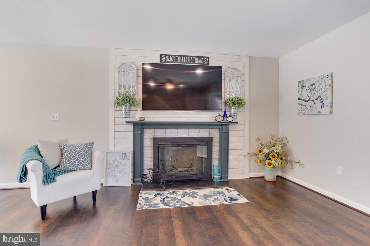 SOMERSET AT BELAIR - Residential