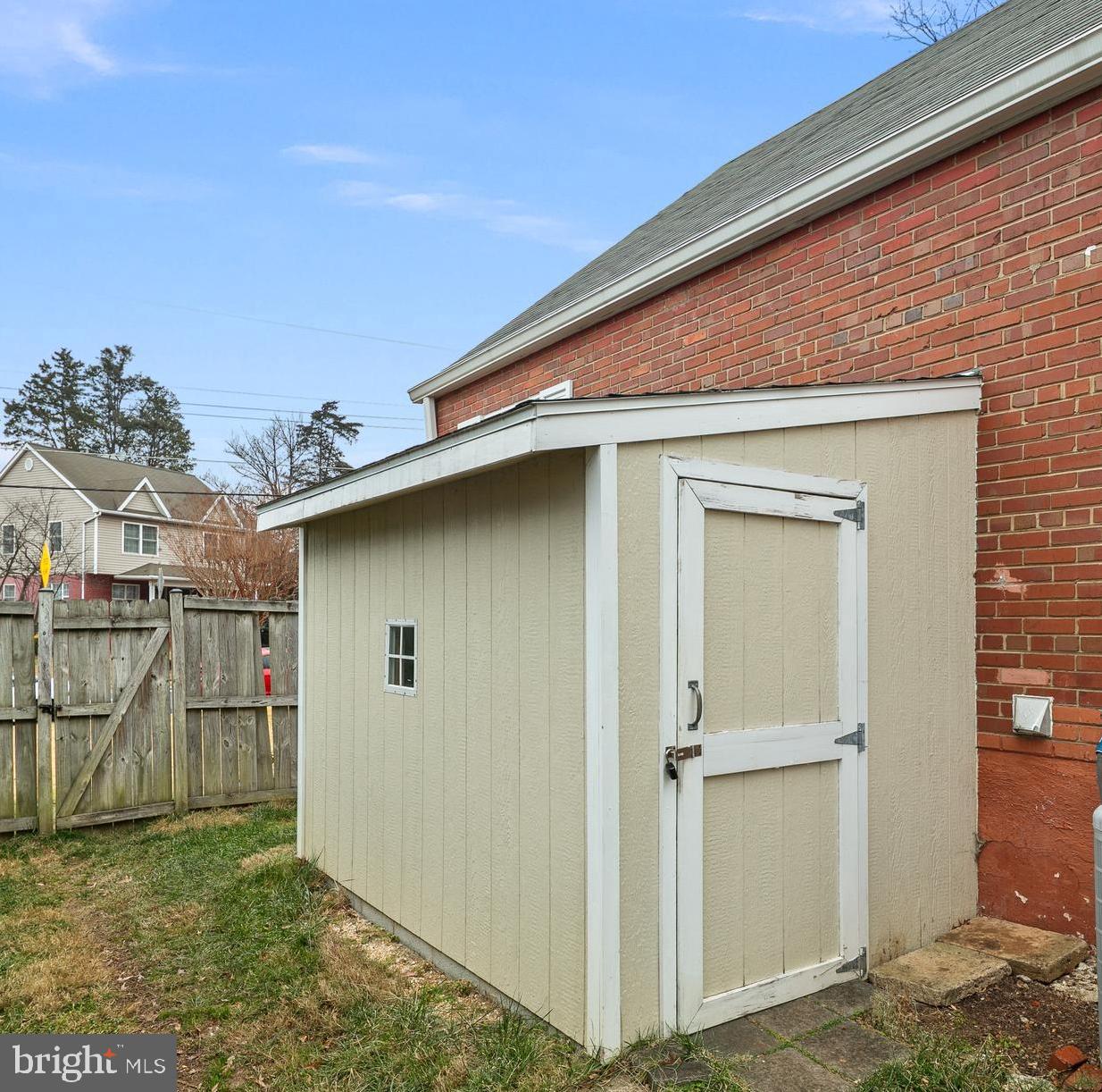 TYLER PARK - Residential