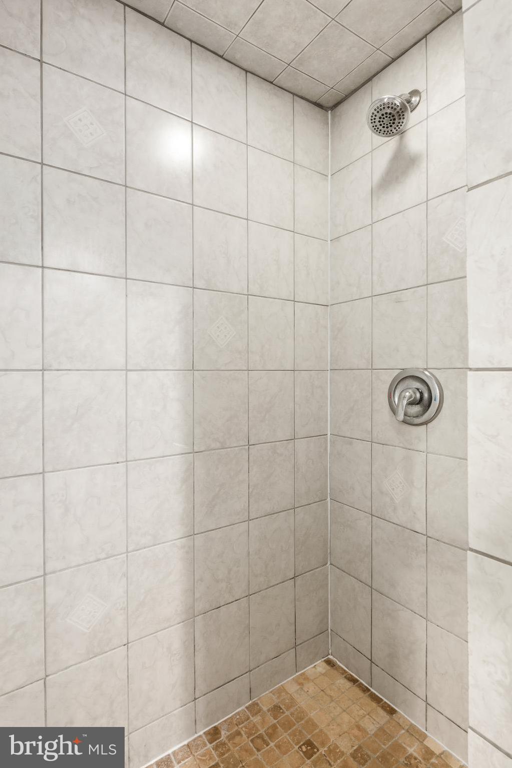 TYLER PARK - Residential