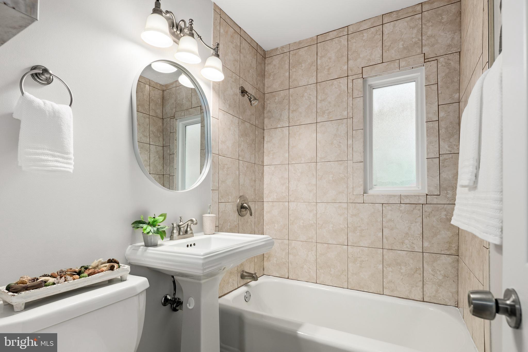 TYLER PARK - Residential