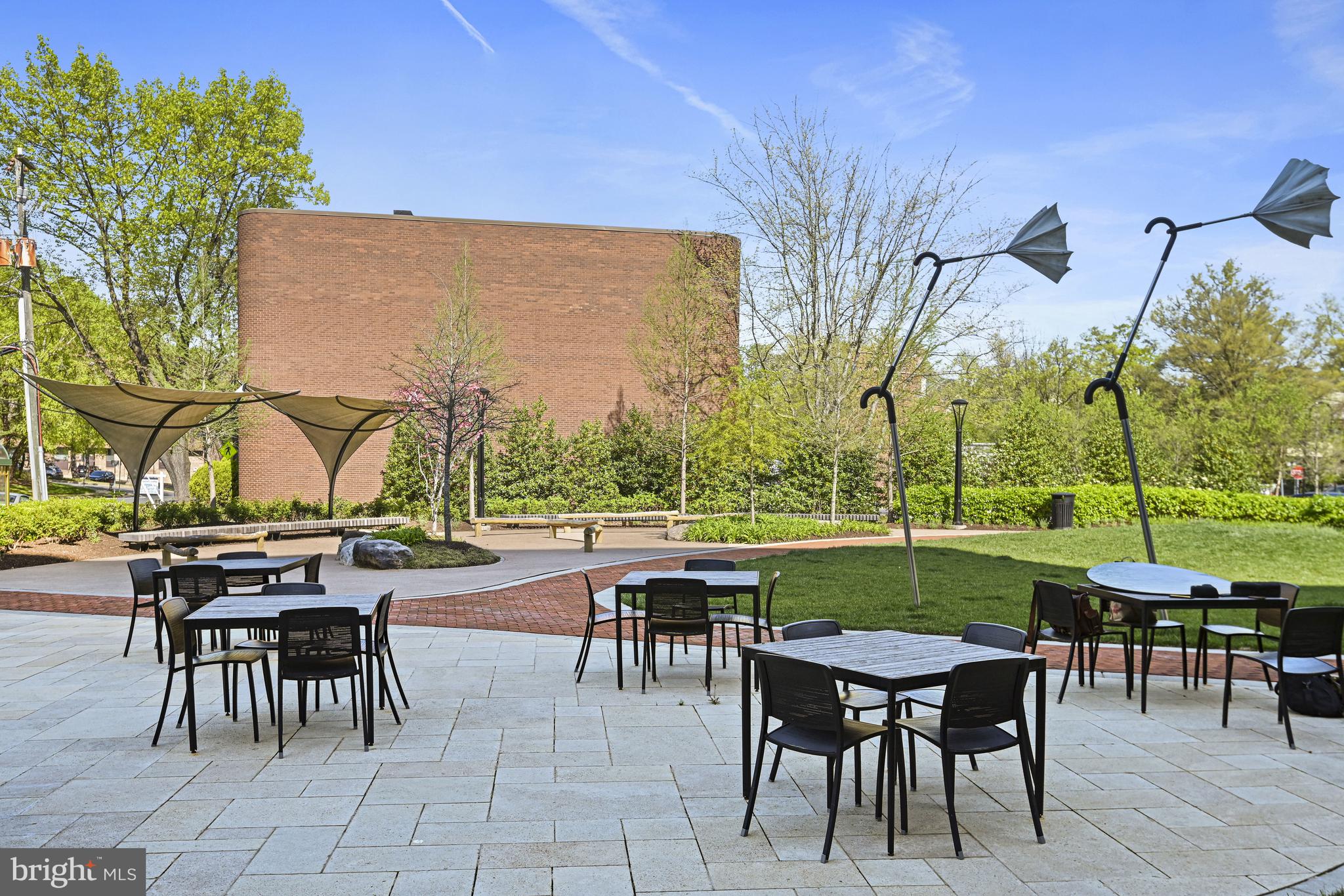 HAMEL HILL - Residential