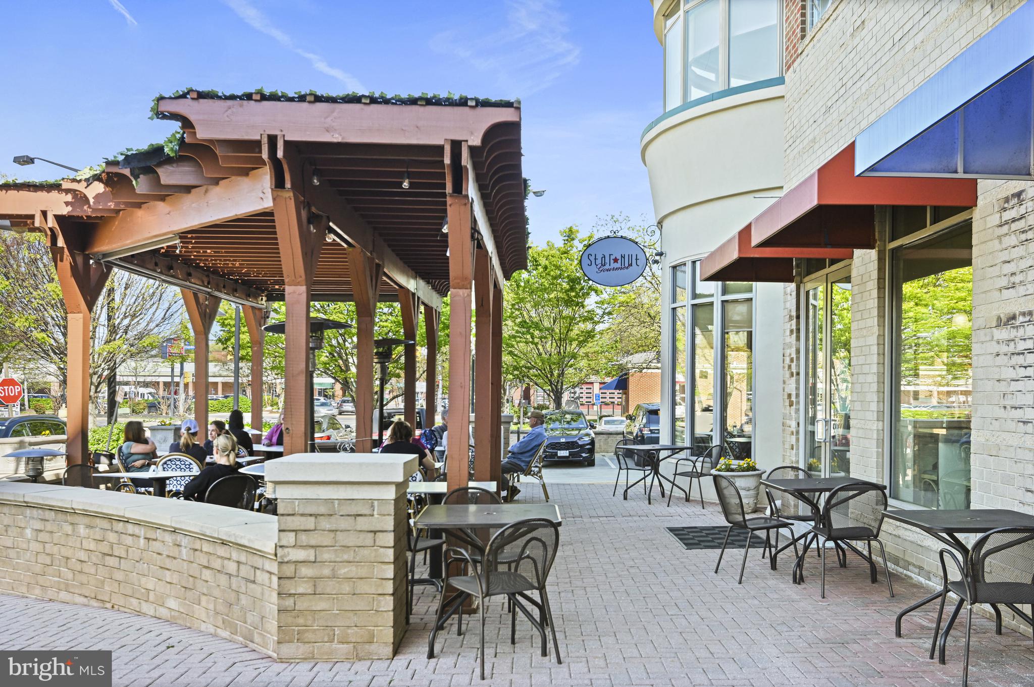 HAMEL HILL - Residential