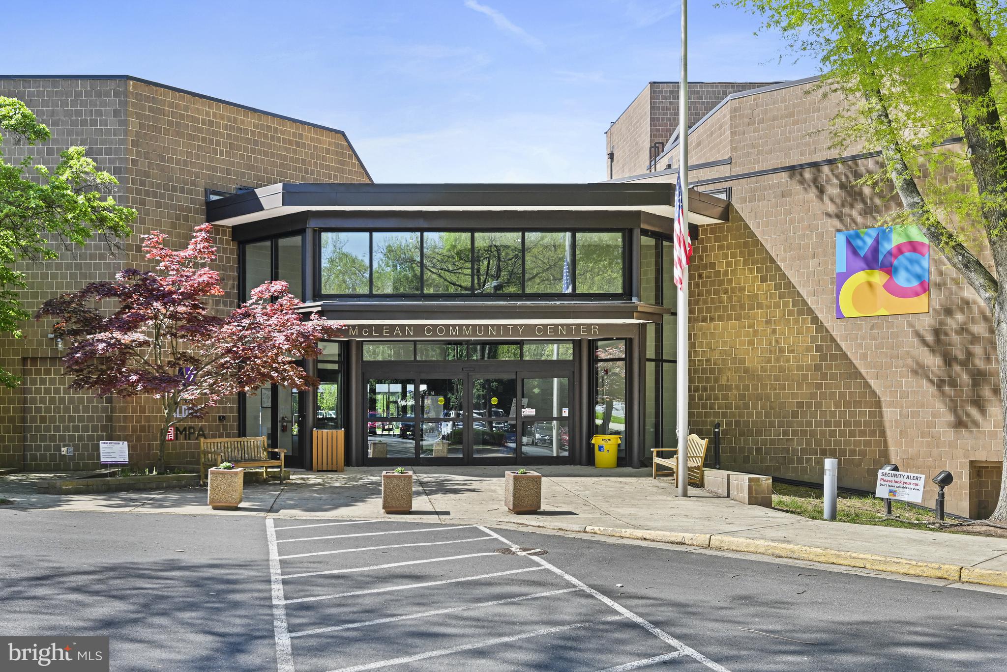 HAMEL HILL - Residential