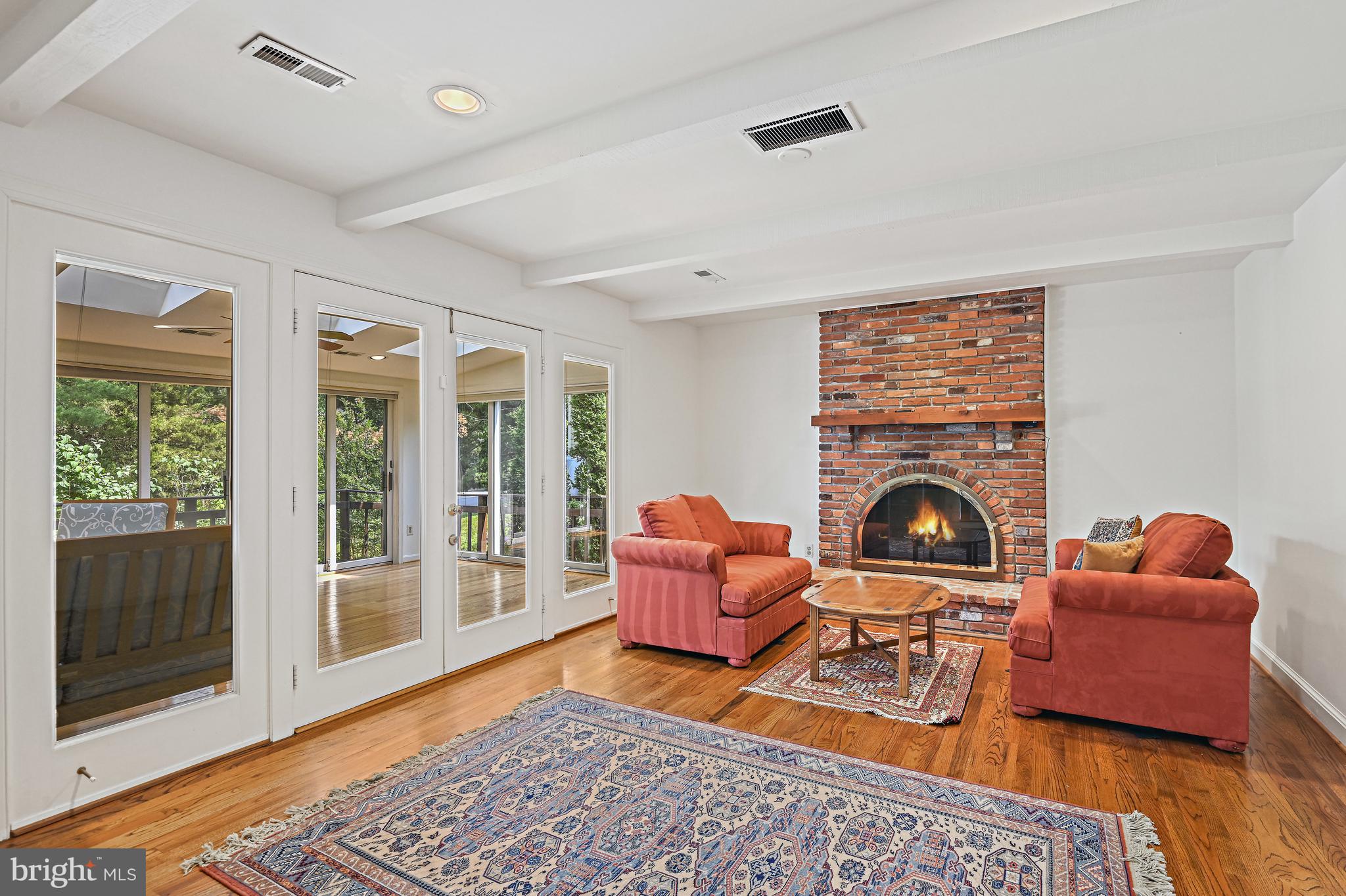 HAMEL HILL - Residential