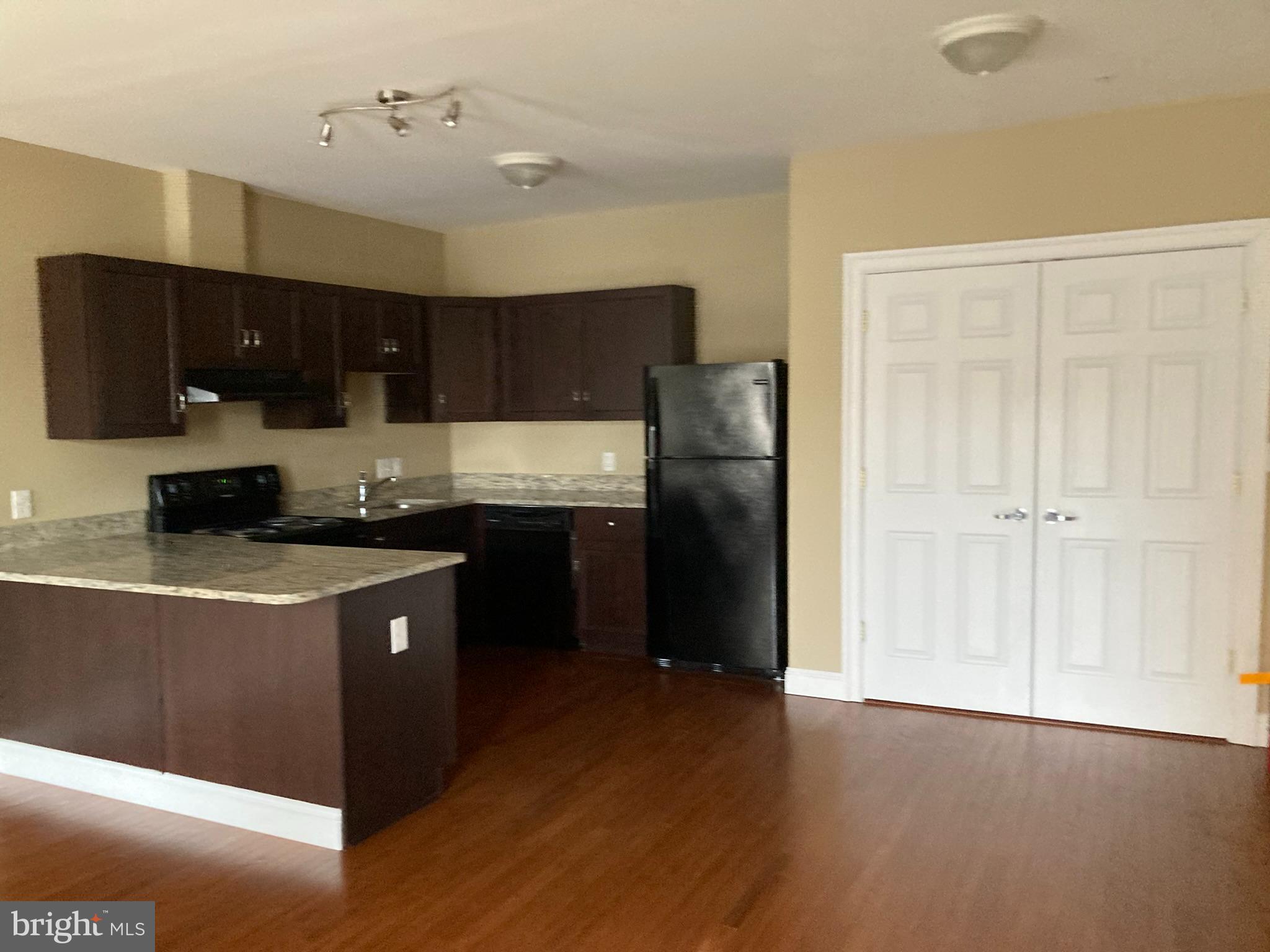 DOWNTOWN HAGERSTOWN - Residential Lease