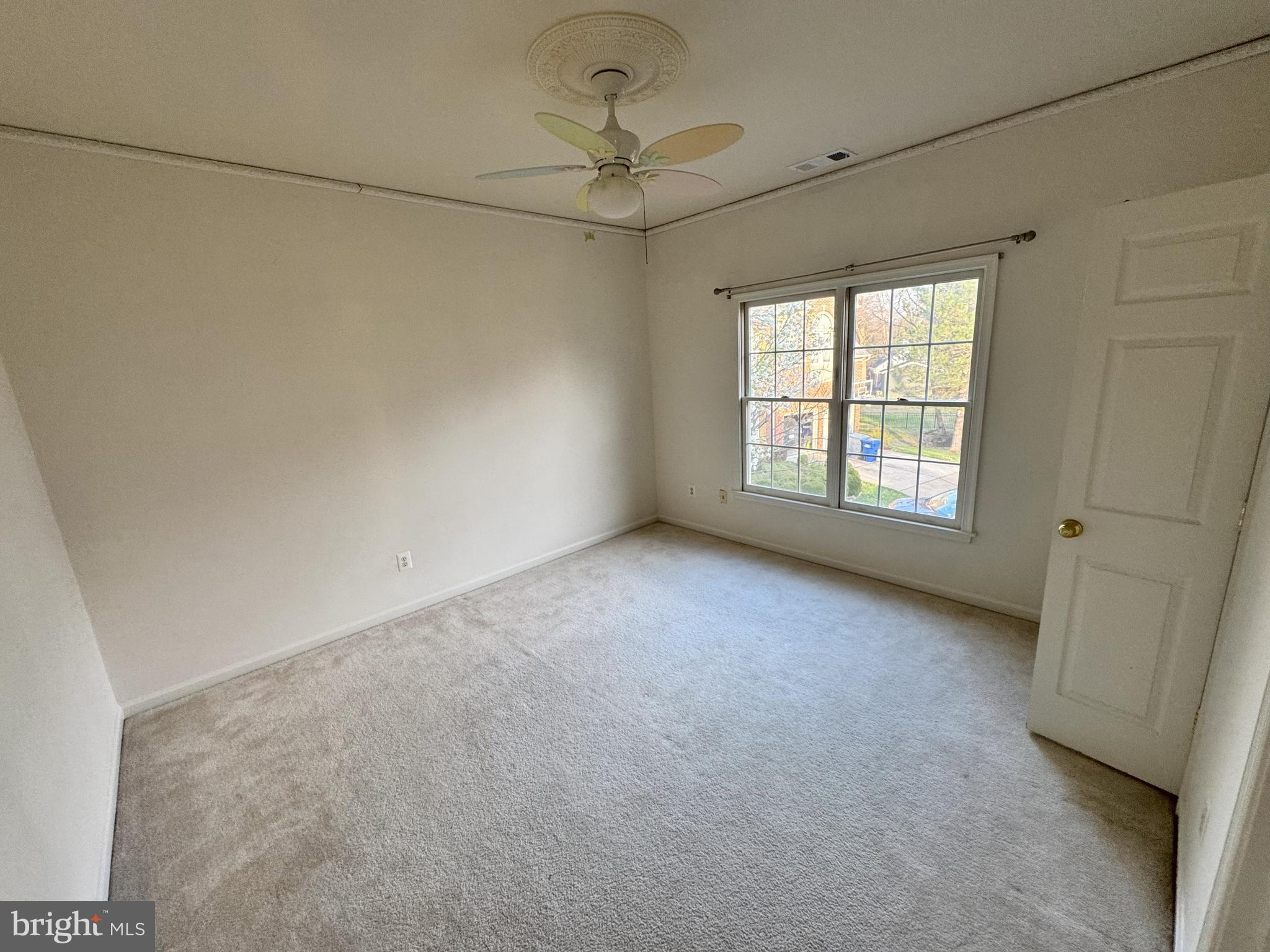 VICTORIA OAKS - Residential Lease