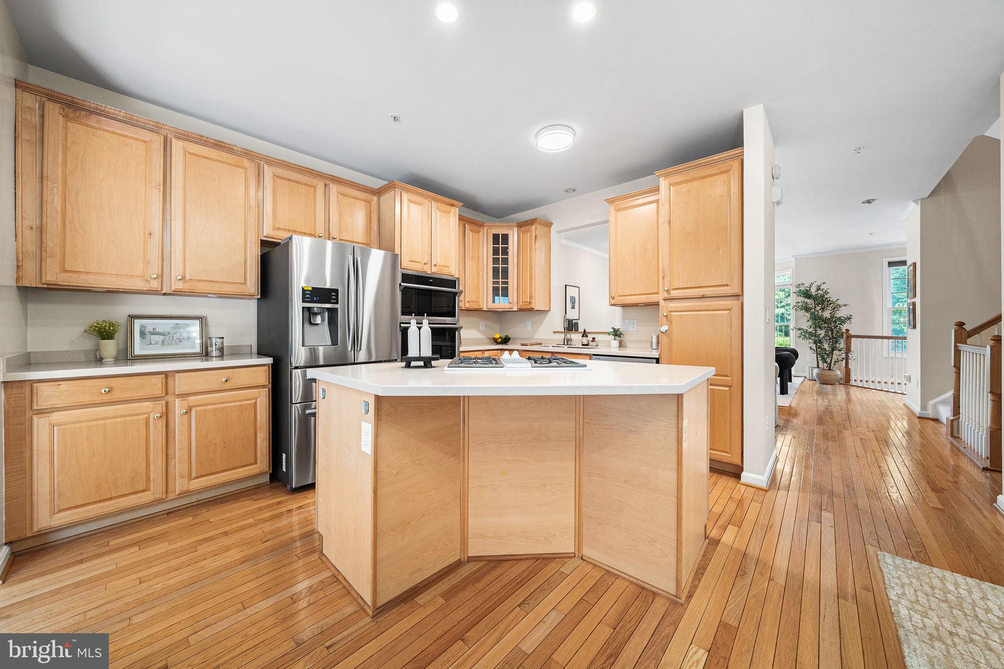 WOOTTON OAKS - Residential