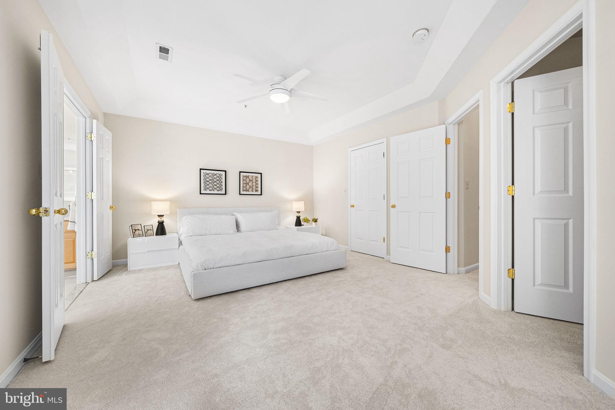 WOOTTON OAKS - Residential