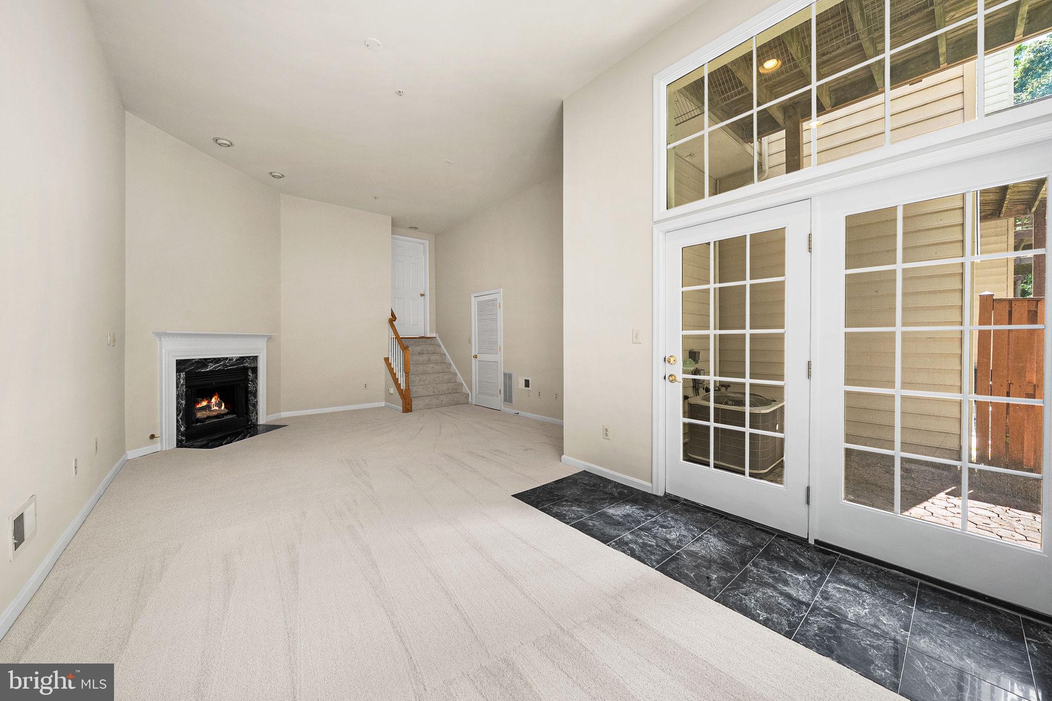WOOTTON OAKS - Residential