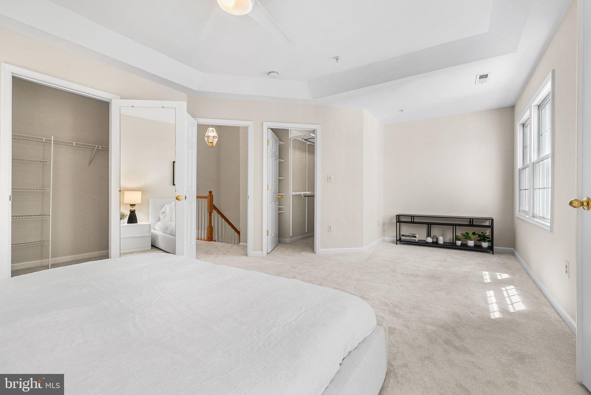 WOOTTON OAKS - Residential