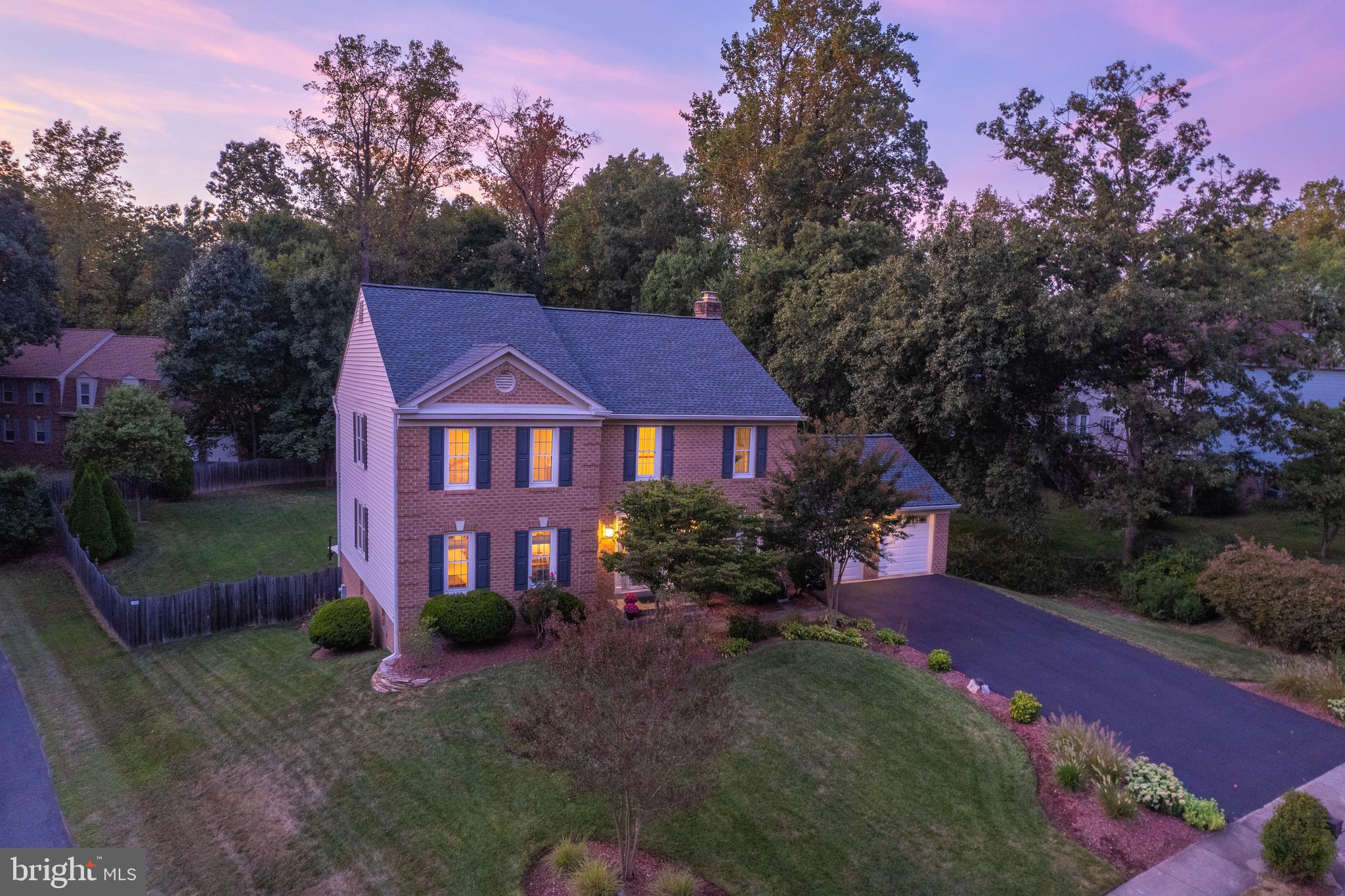 RIVERS EDGE - Residential