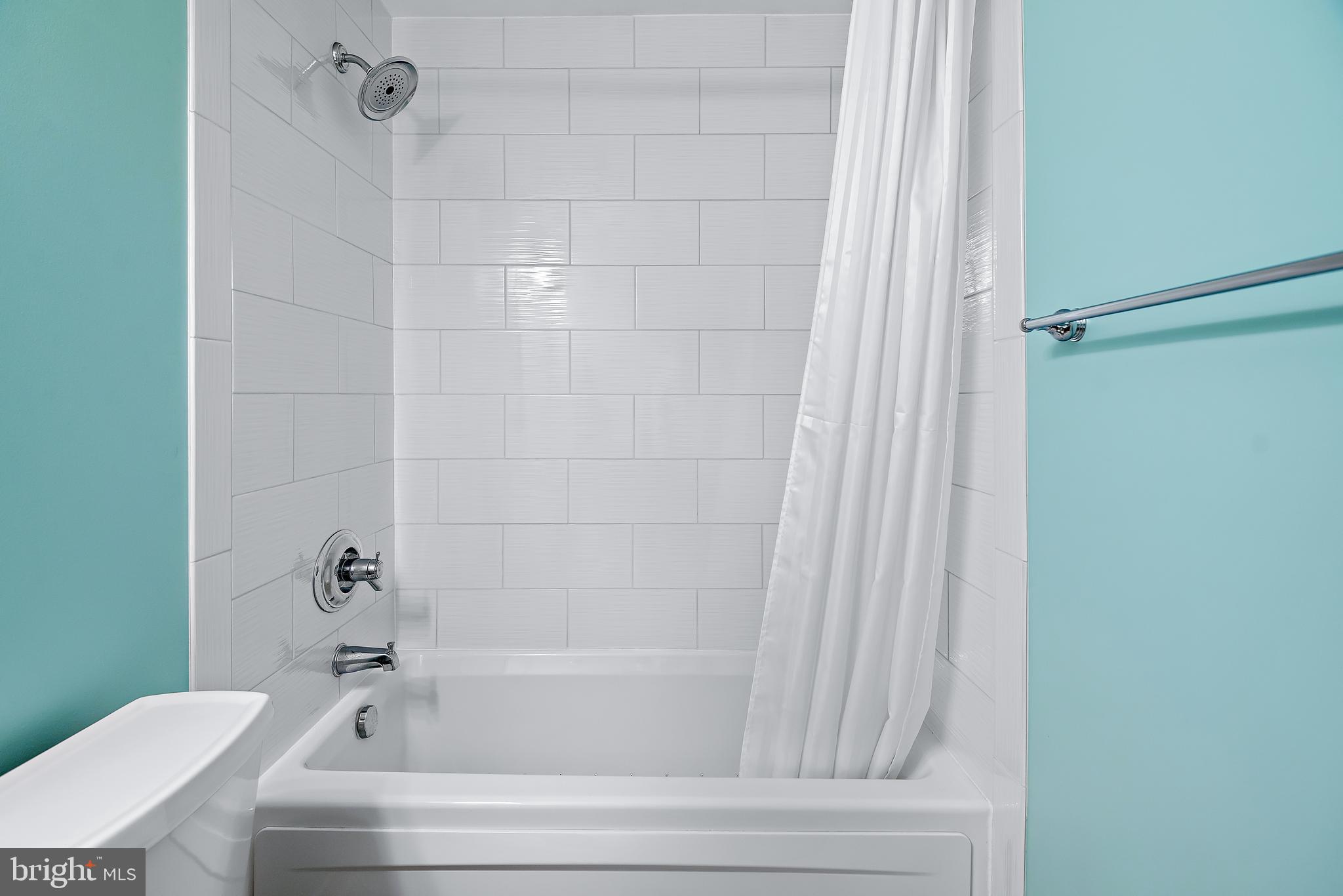 RIVERS EDGE - Residential