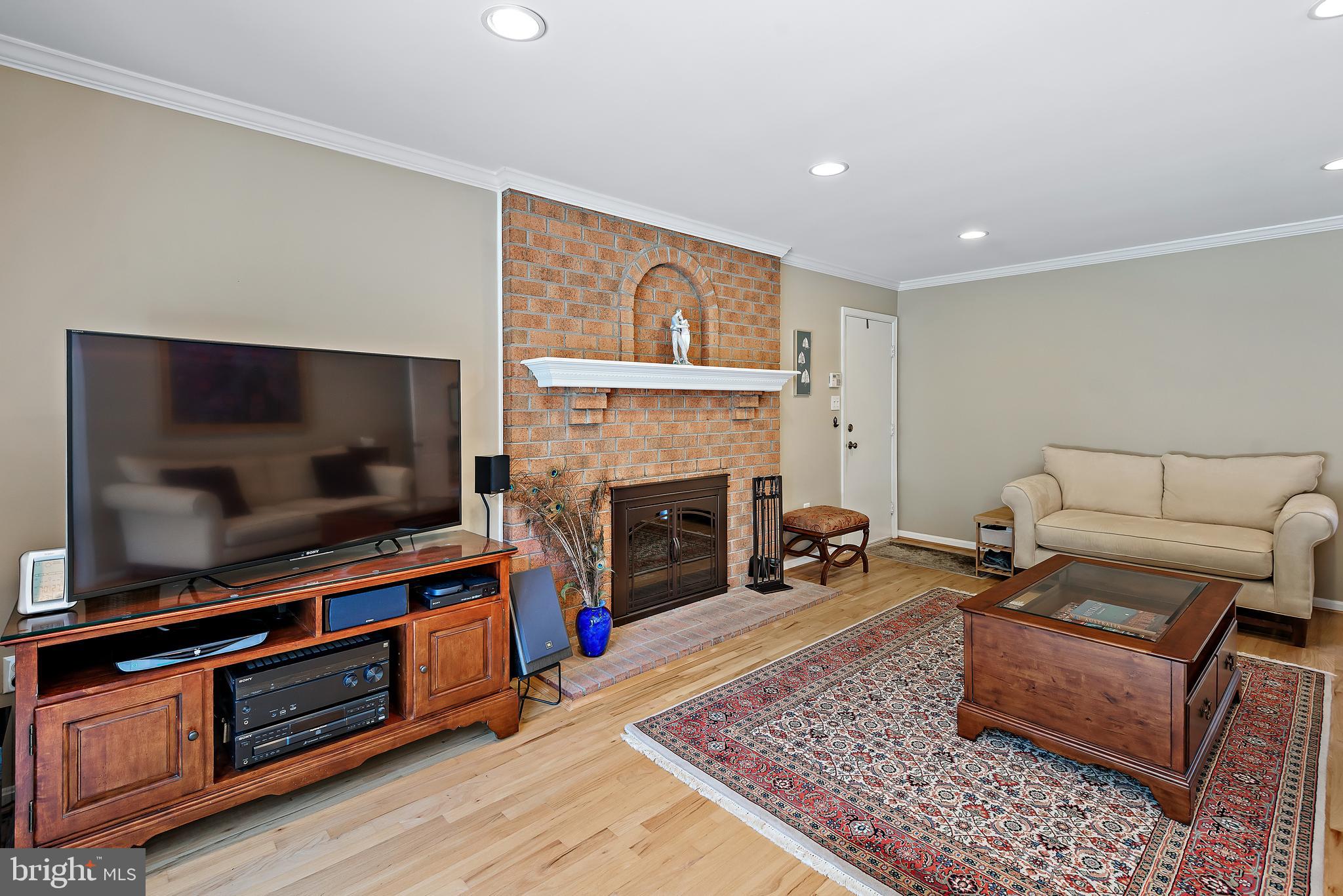 RIVERS EDGE - Residential