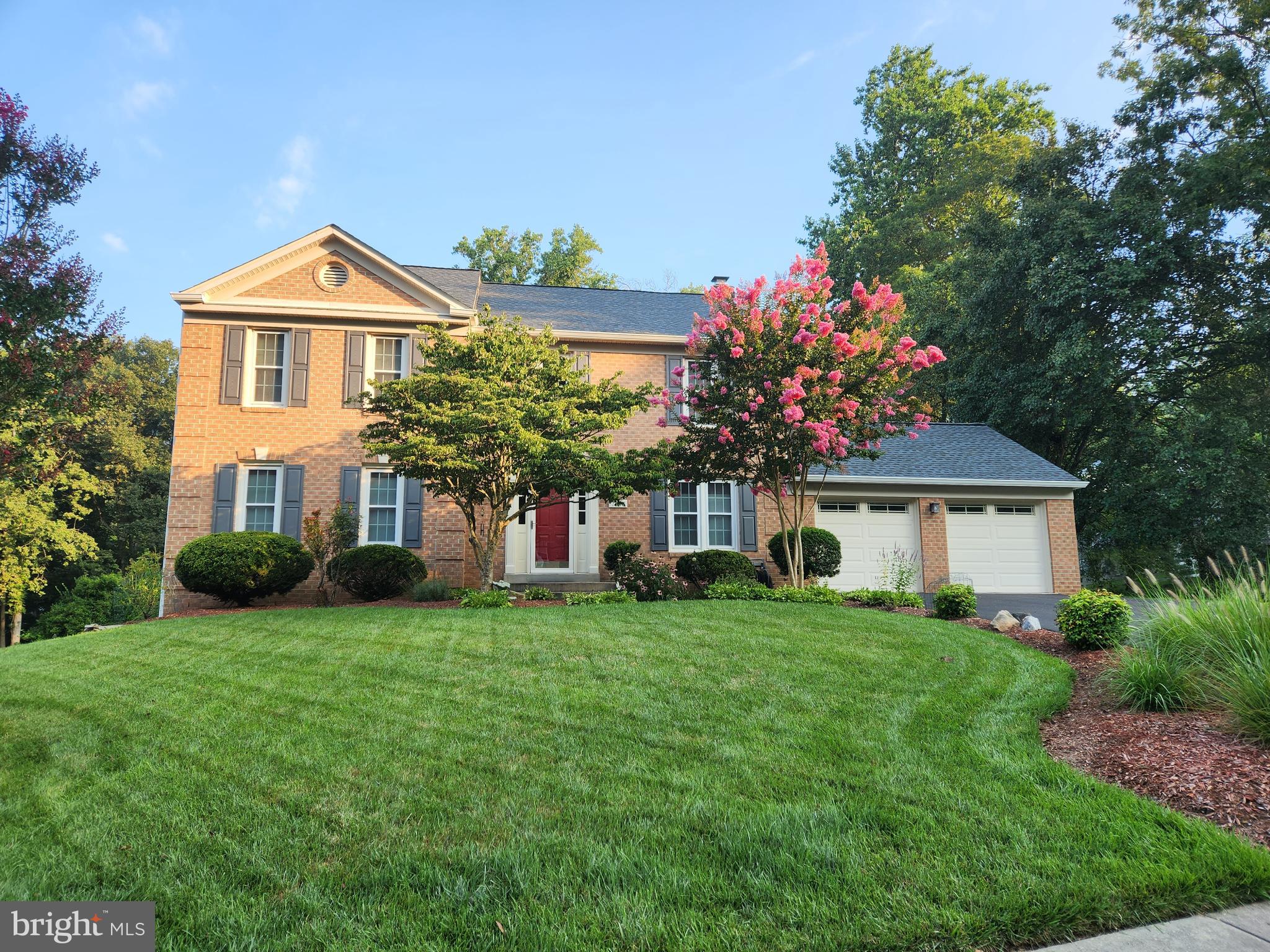 RIVERS EDGE - Residential