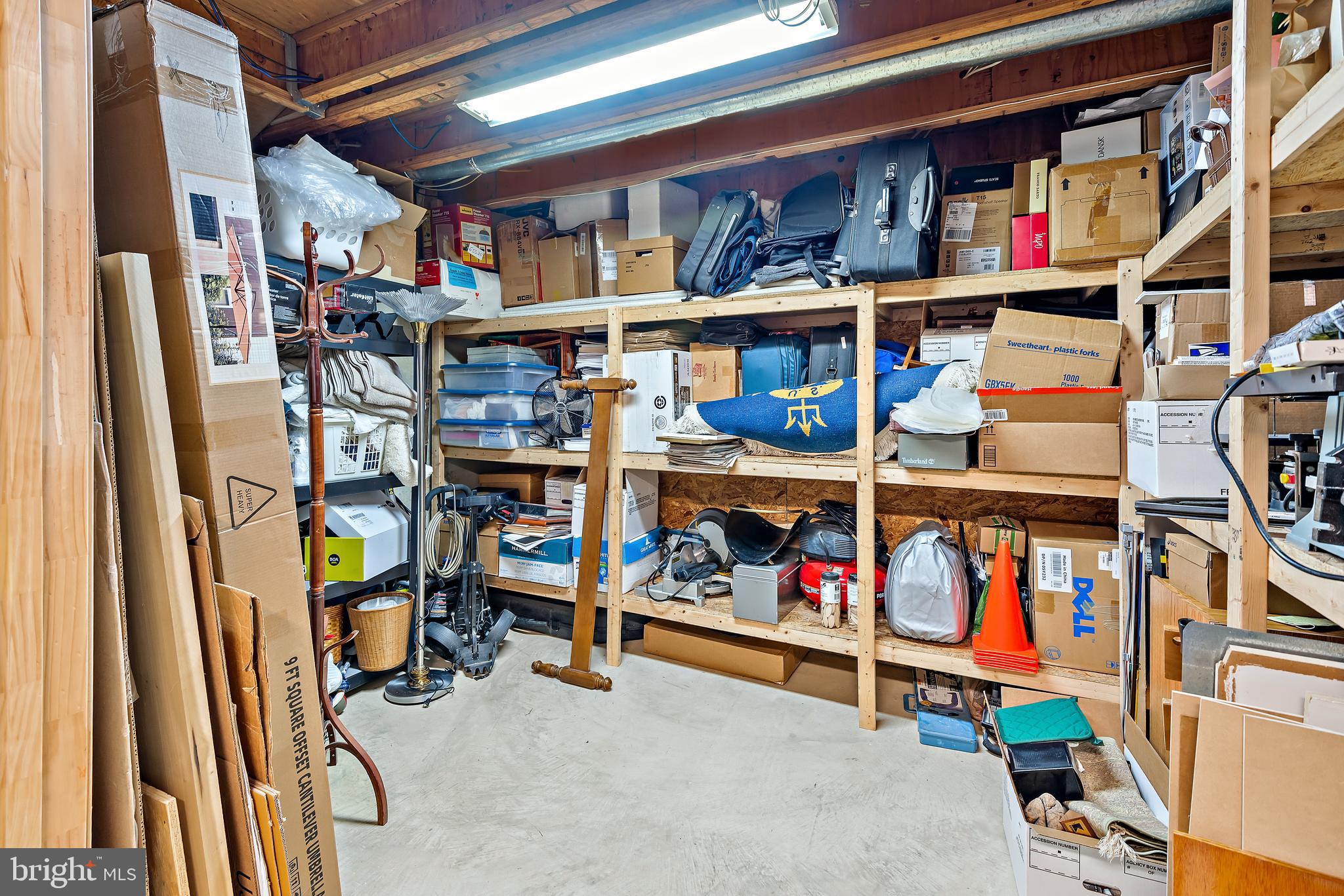 RIVERS EDGE - Residential