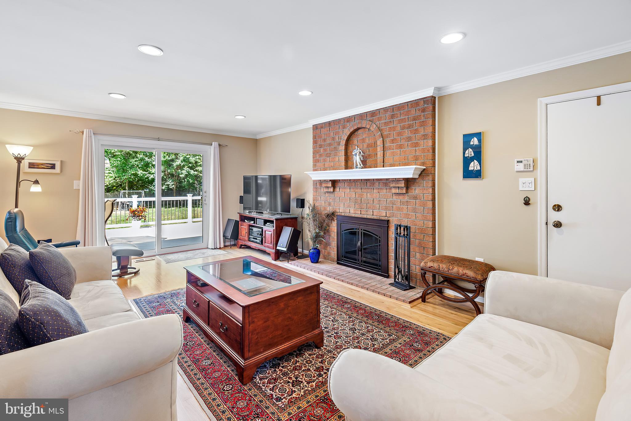 RIVERS EDGE - Residential