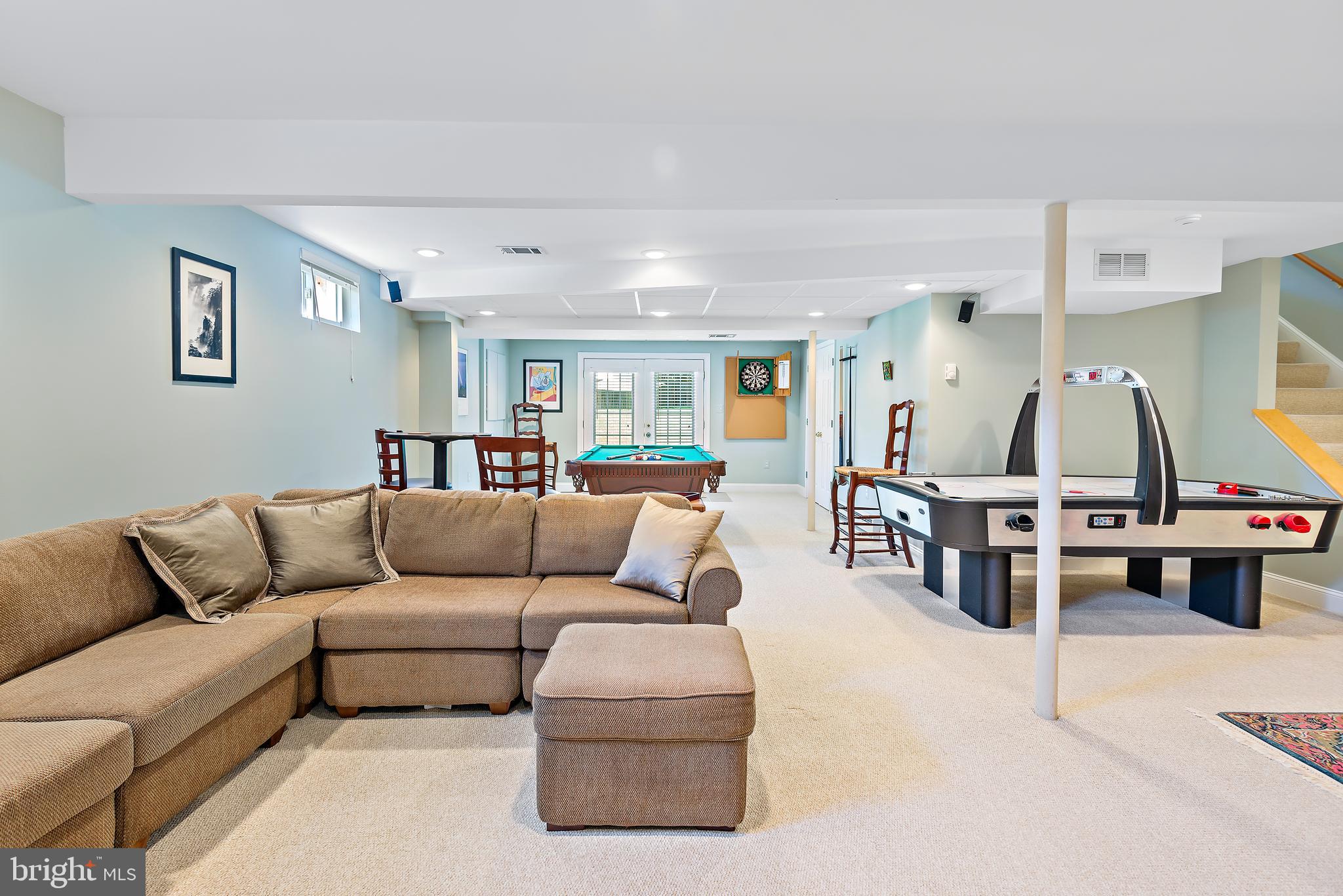 RIVERS EDGE - Residential