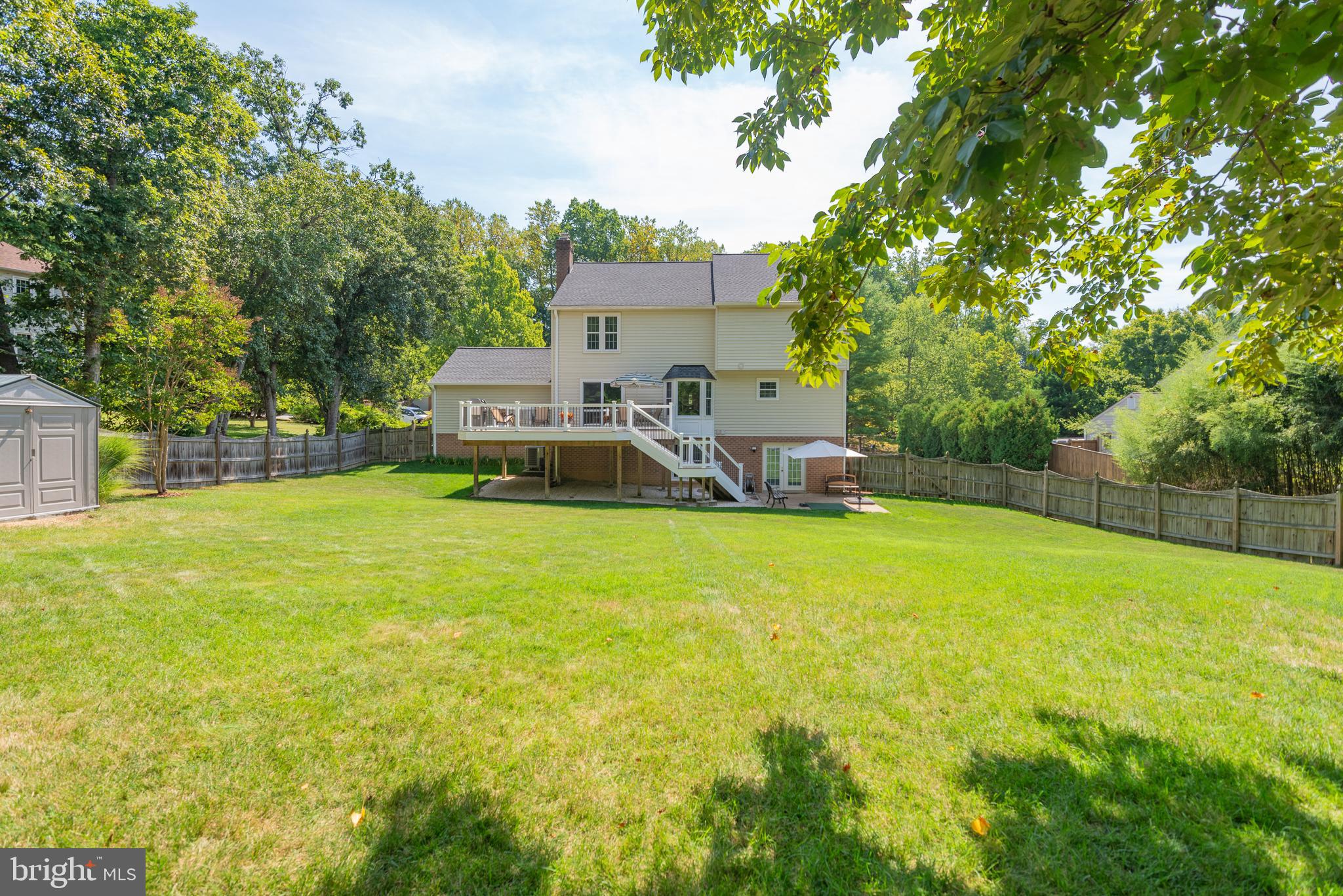 RIVERS EDGE - Residential