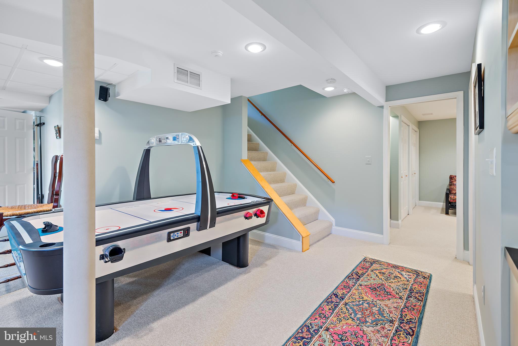 RIVERS EDGE - Residential