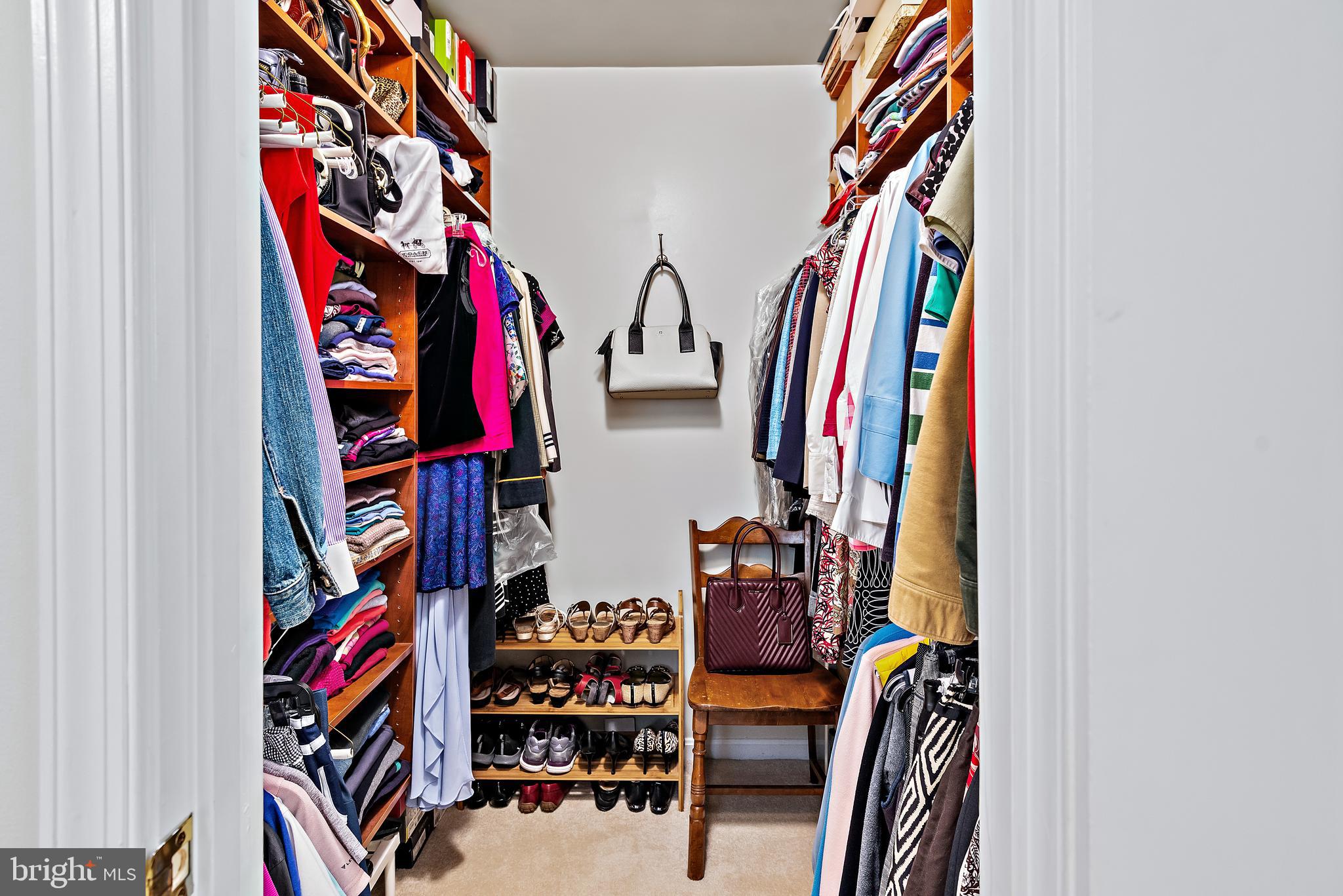 RIVERS EDGE - Residential