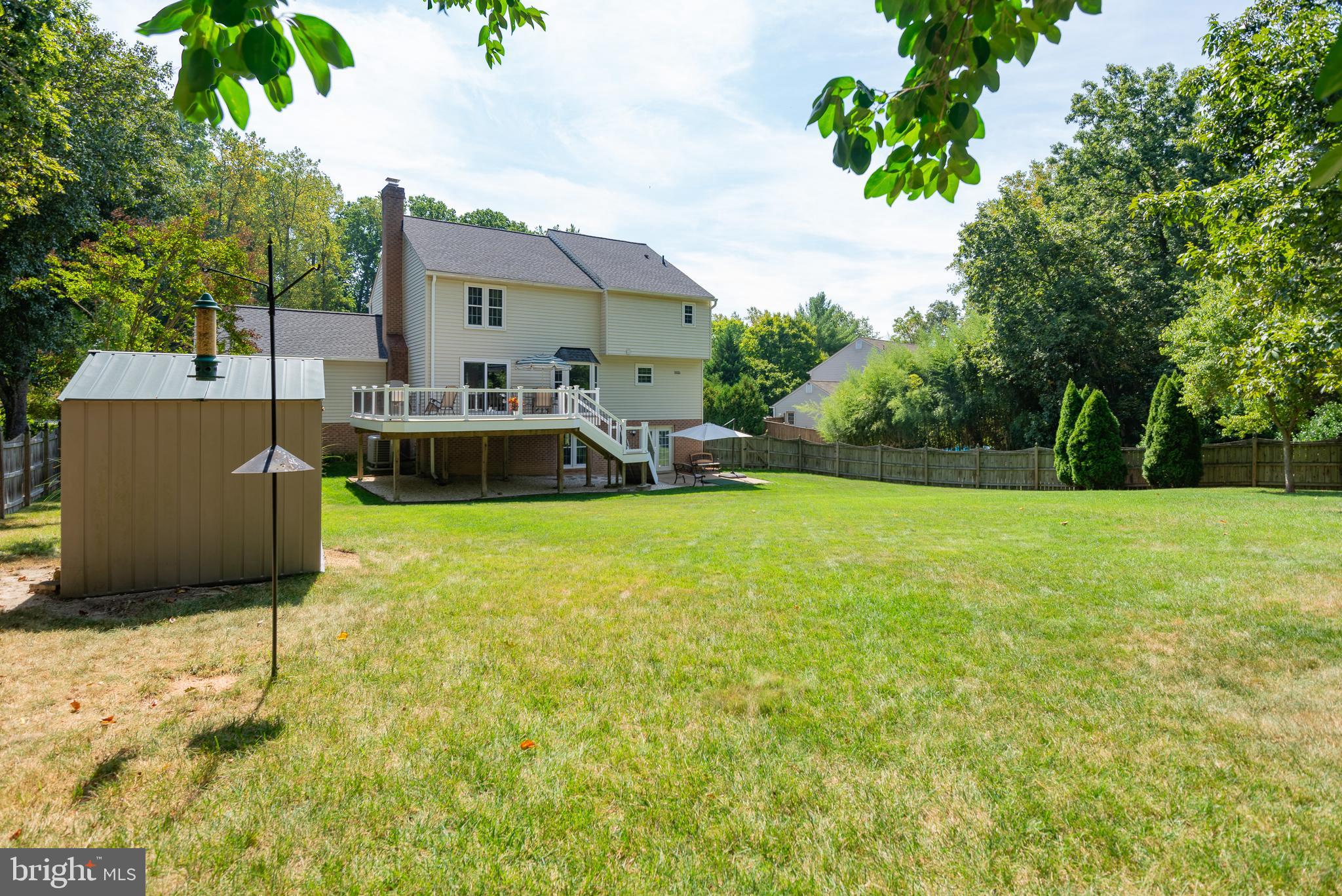 RIVERS EDGE - Residential