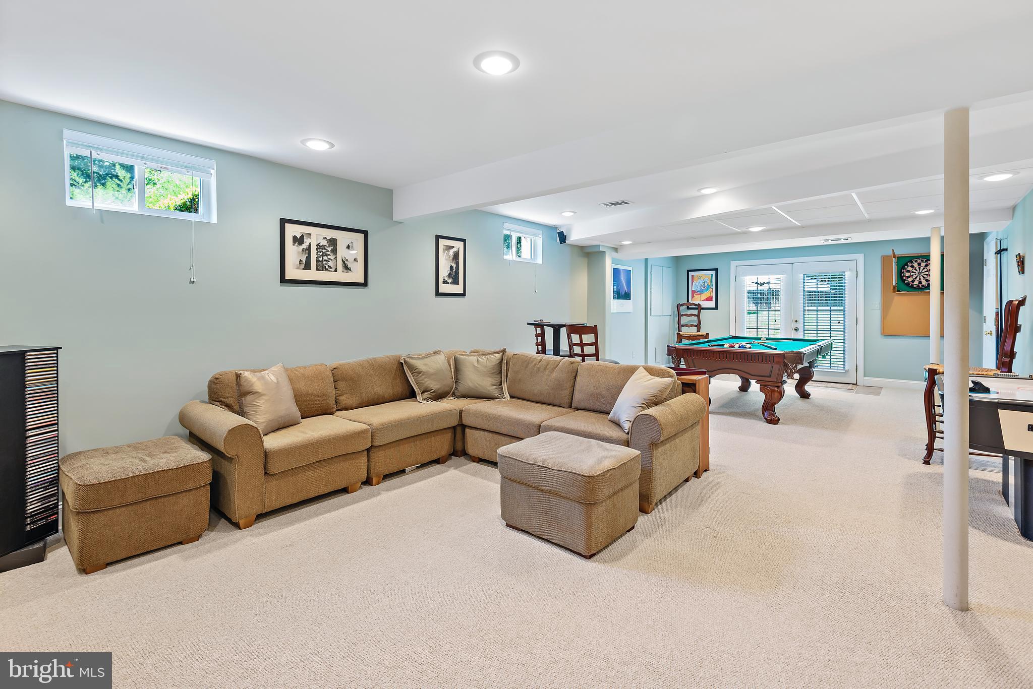 RIVERS EDGE - Residential