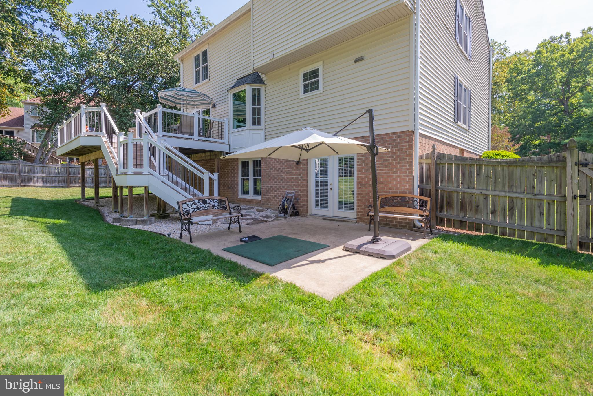 RIVERS EDGE - Residential