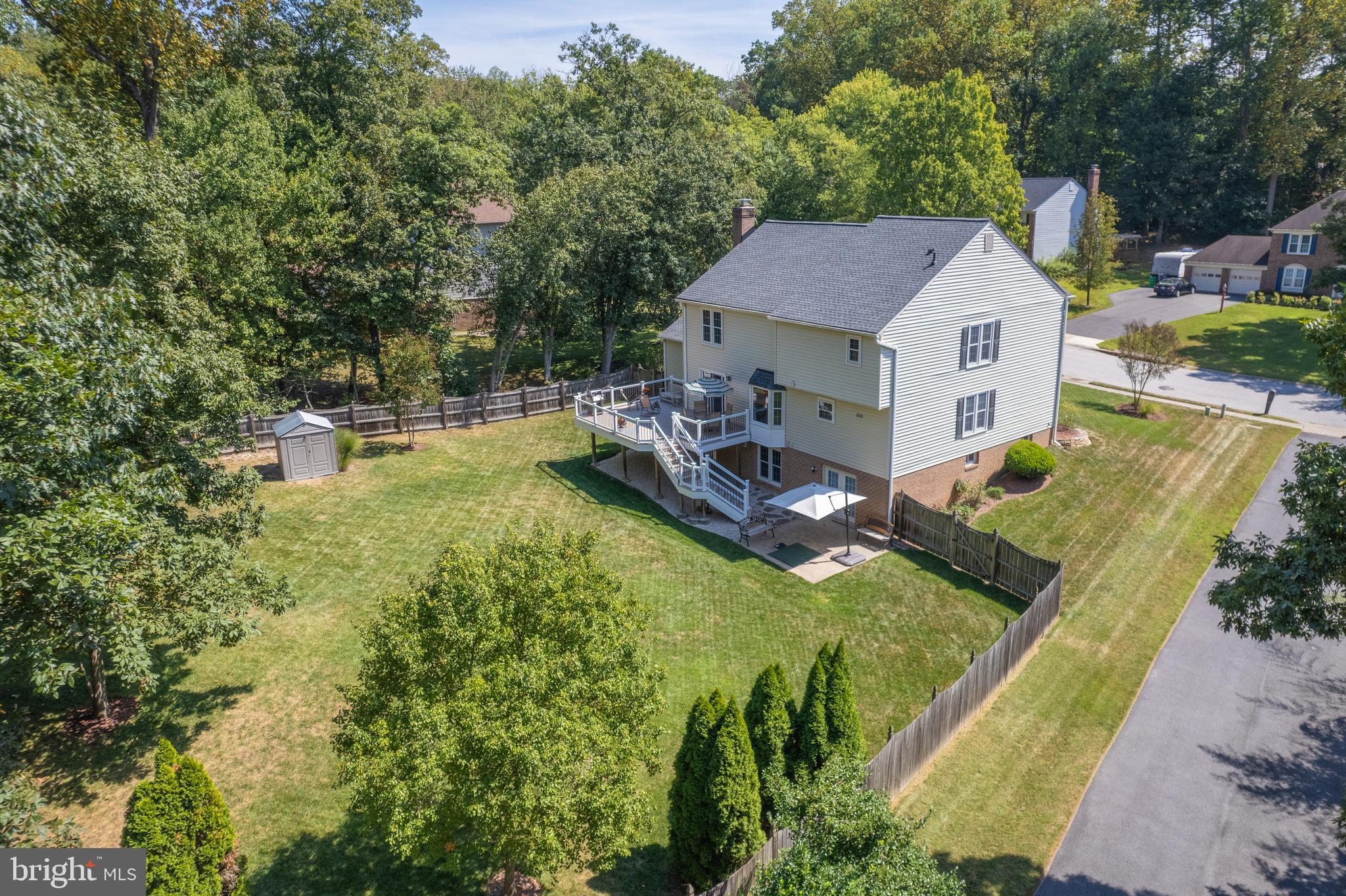 RIVERS EDGE - Residential