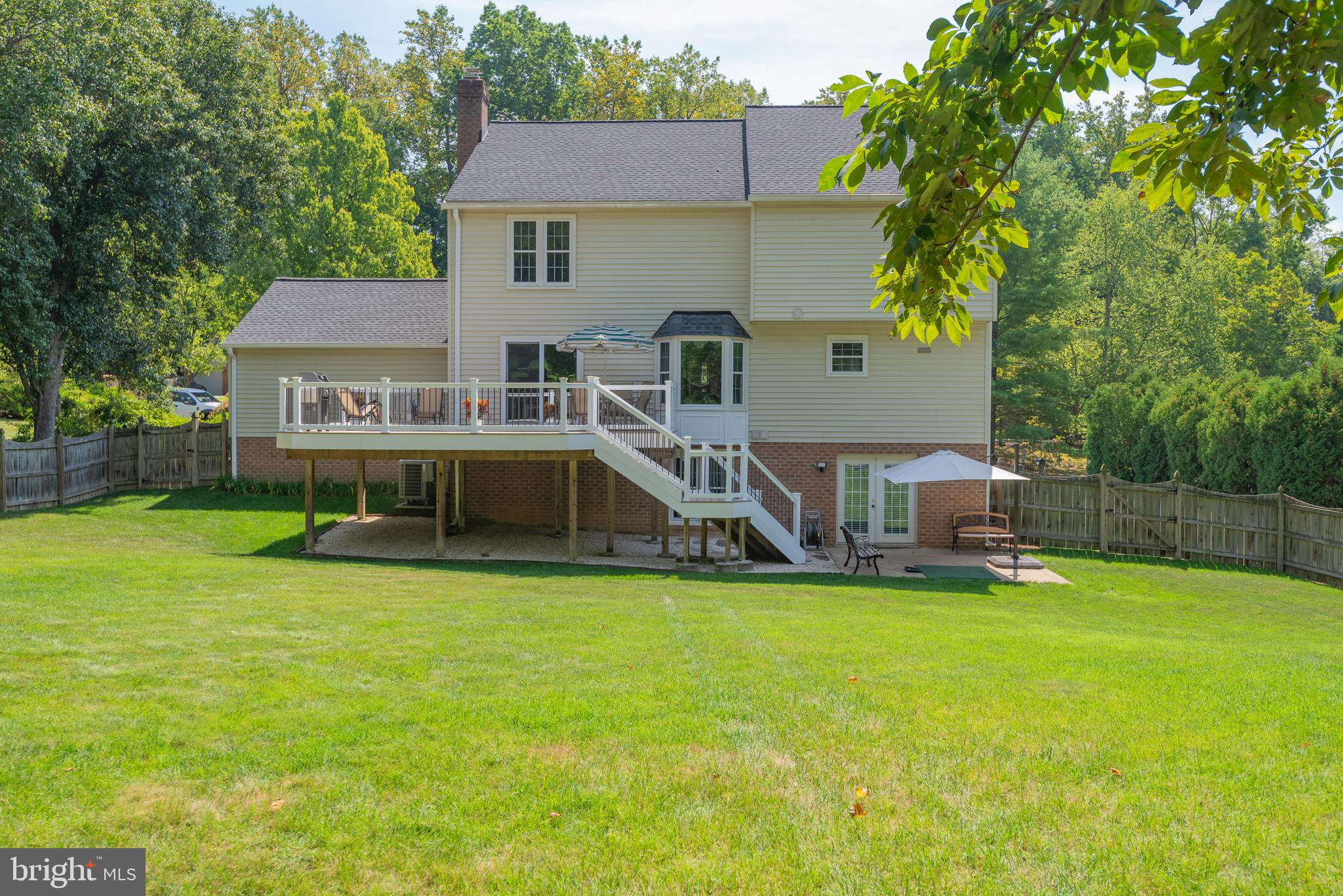 RIVERS EDGE - Residential