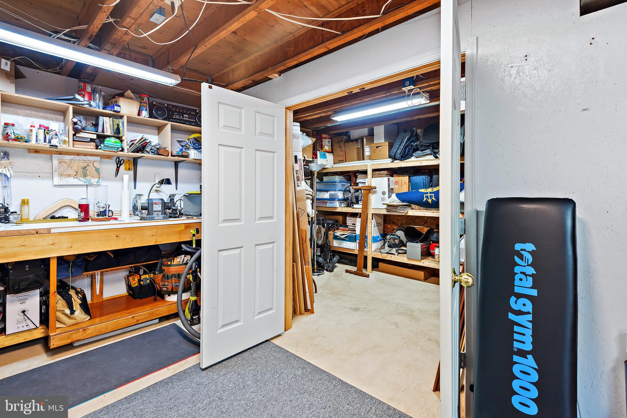 RIVERS EDGE - Residential