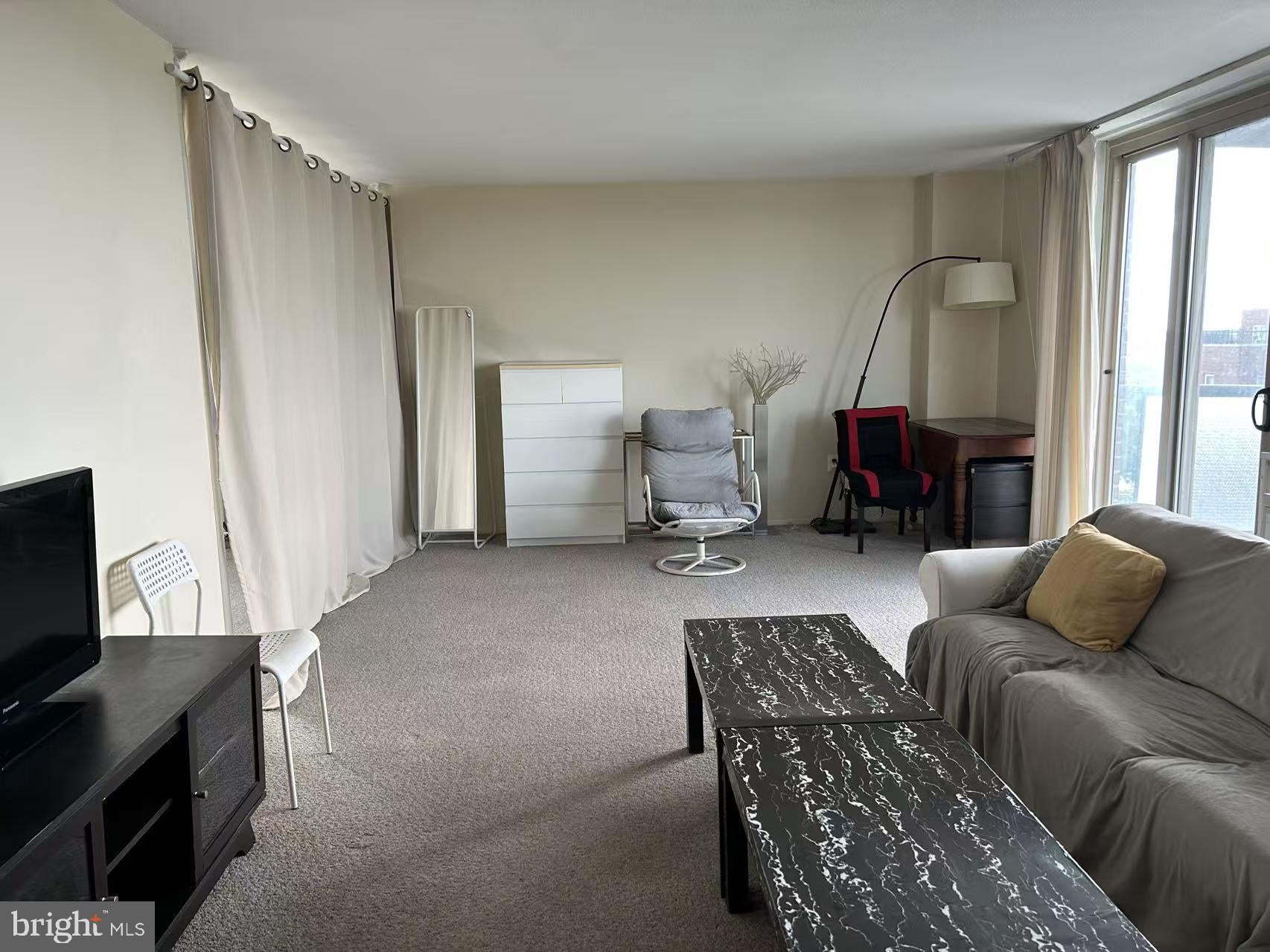 1 E UNIVERSITY PARKWAY 1001