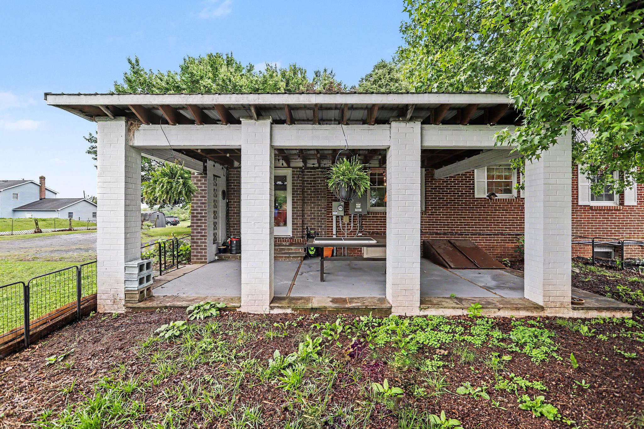 HARNEY ROAD COUNTRYSIDE - Residential