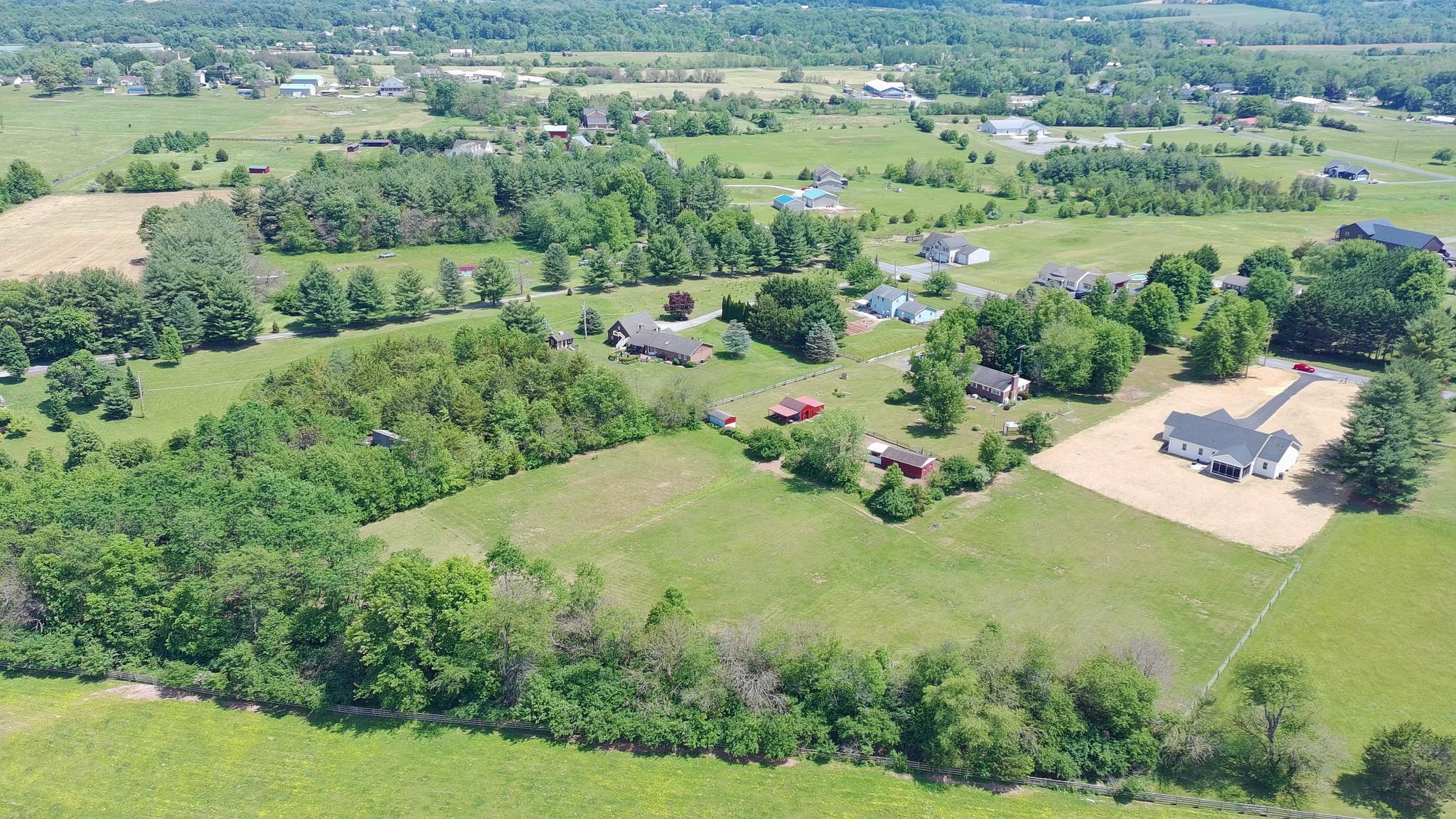HARNEY ROAD COUNTRYSIDE - Residential