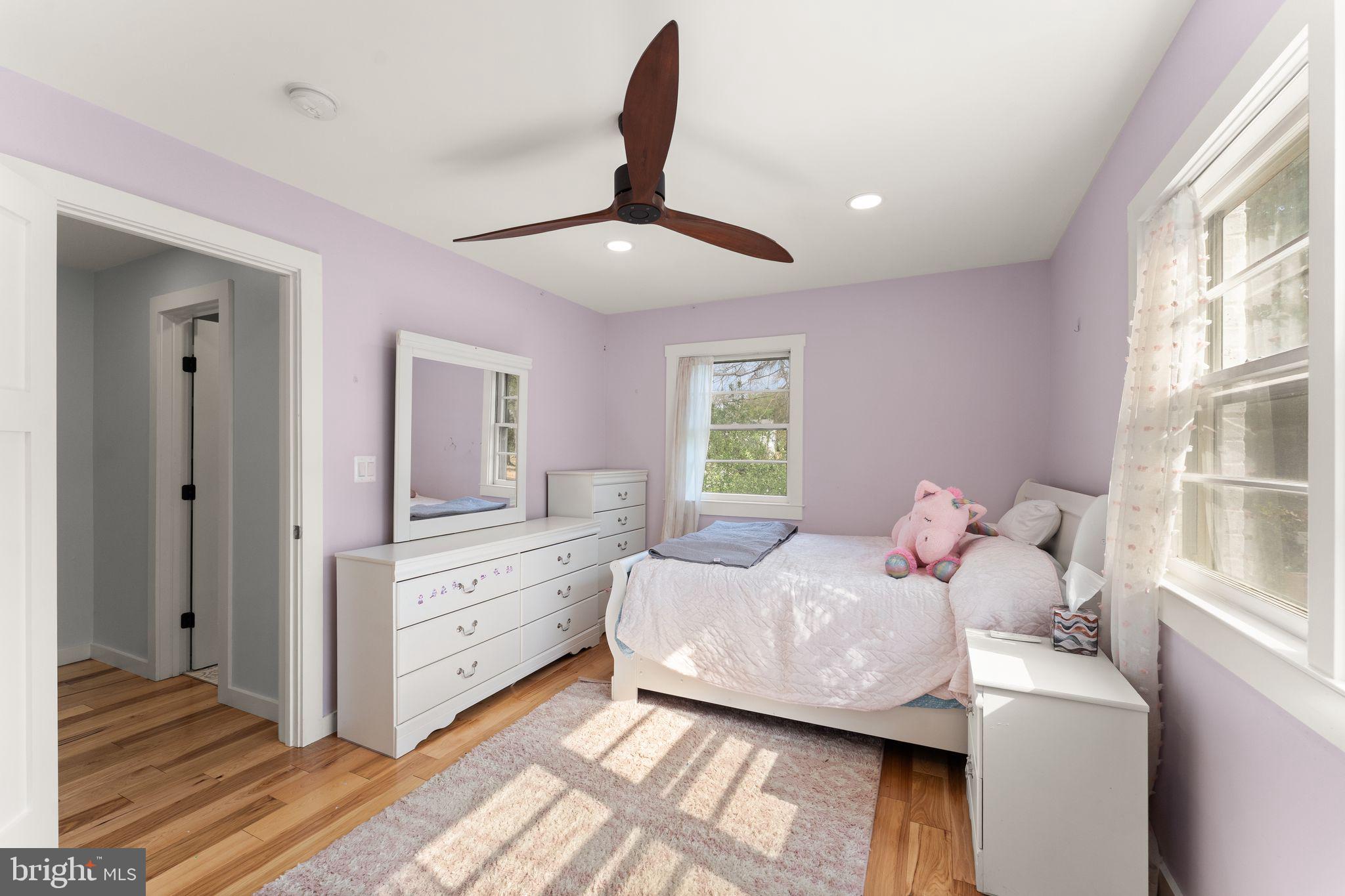 RIDGE MANOR - Residential