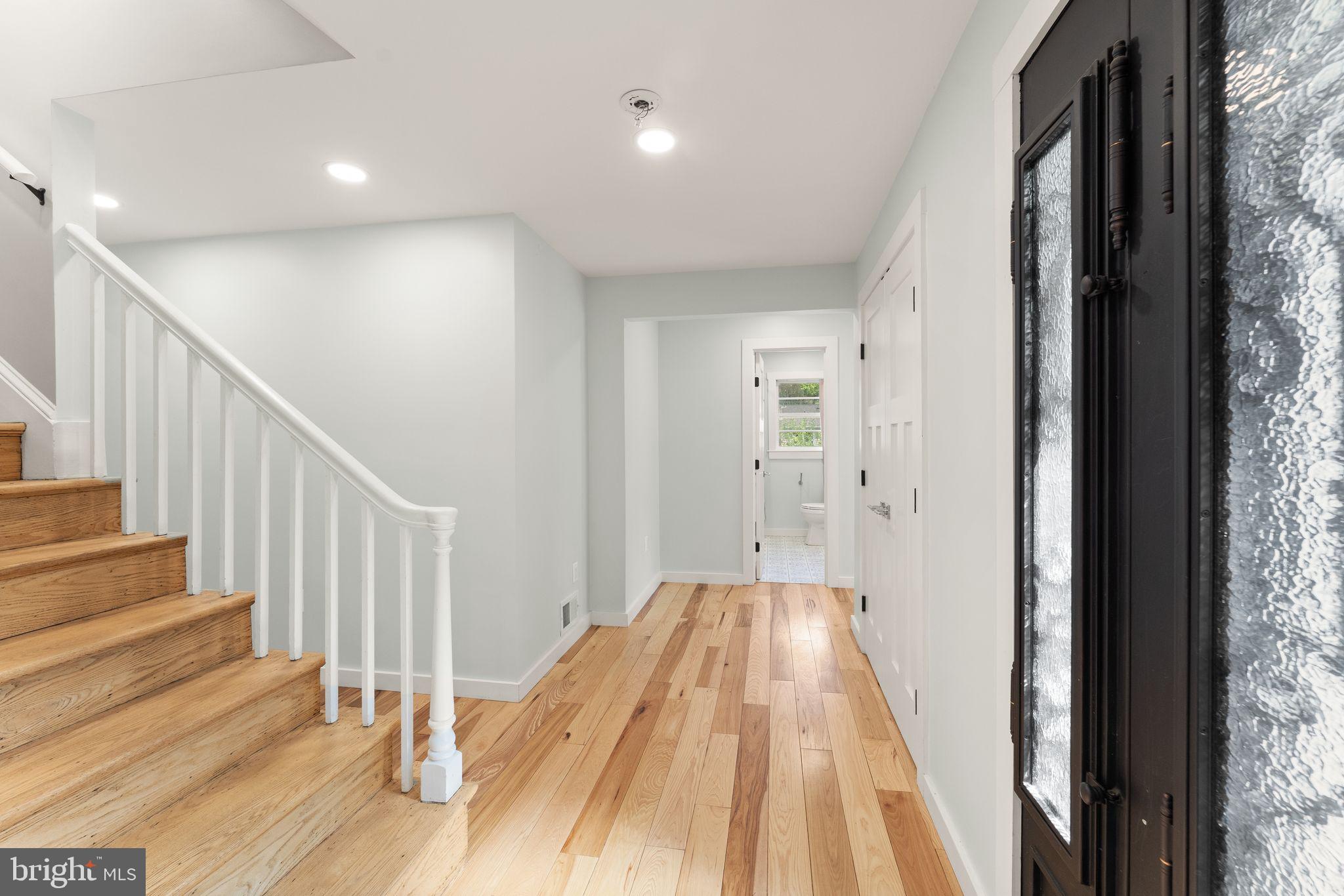 RIDGE MANOR - Residential