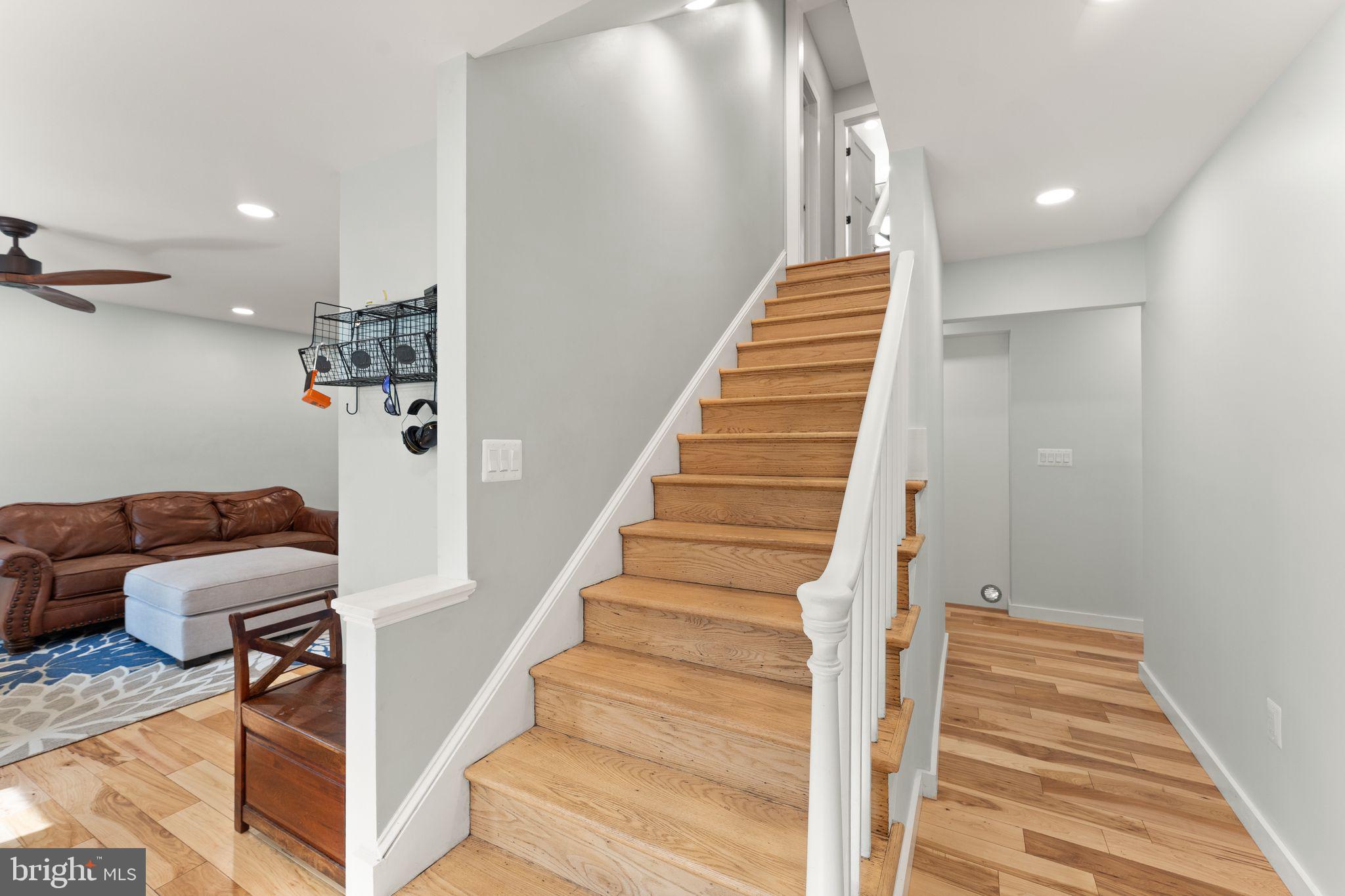 RIDGE MANOR - Residential