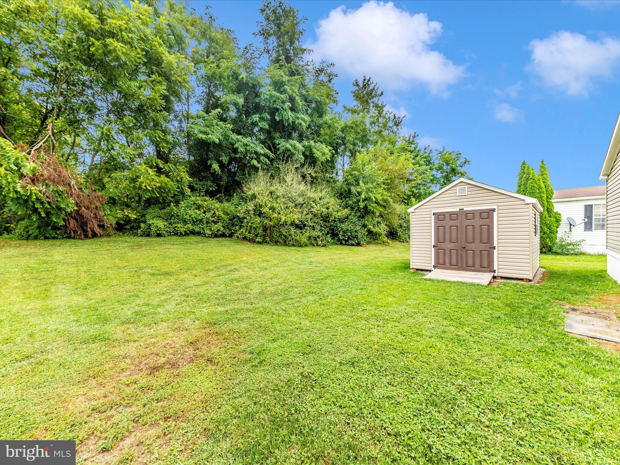 LAKESIDE - Residential